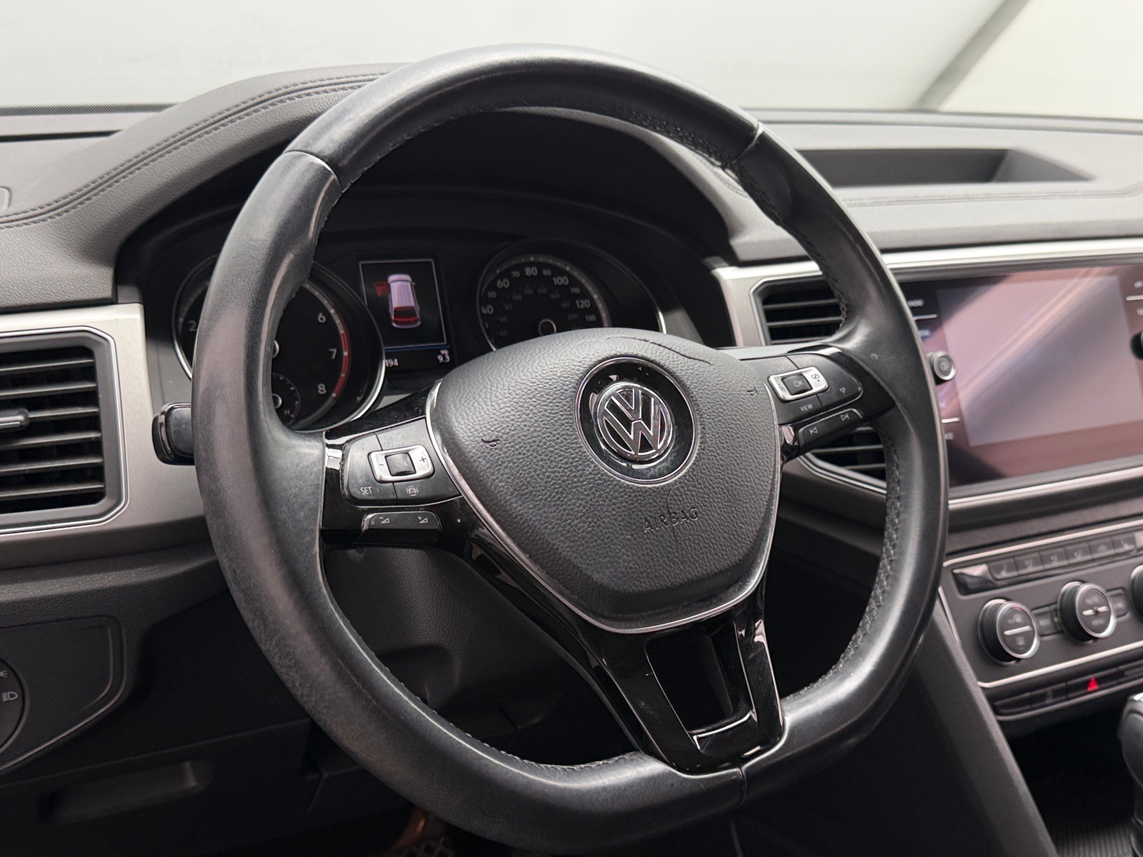 Thumbnail: 2019 Volkswagen Atlas - 4
