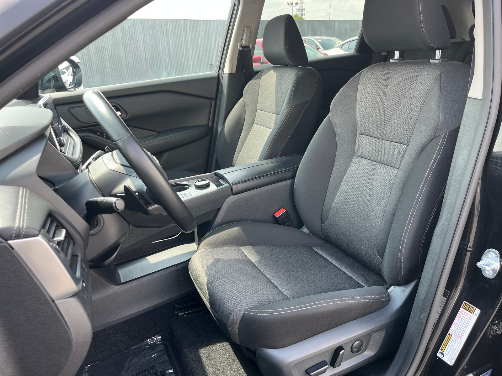 Thumbnail: 2025 Nissan Rogue - 2