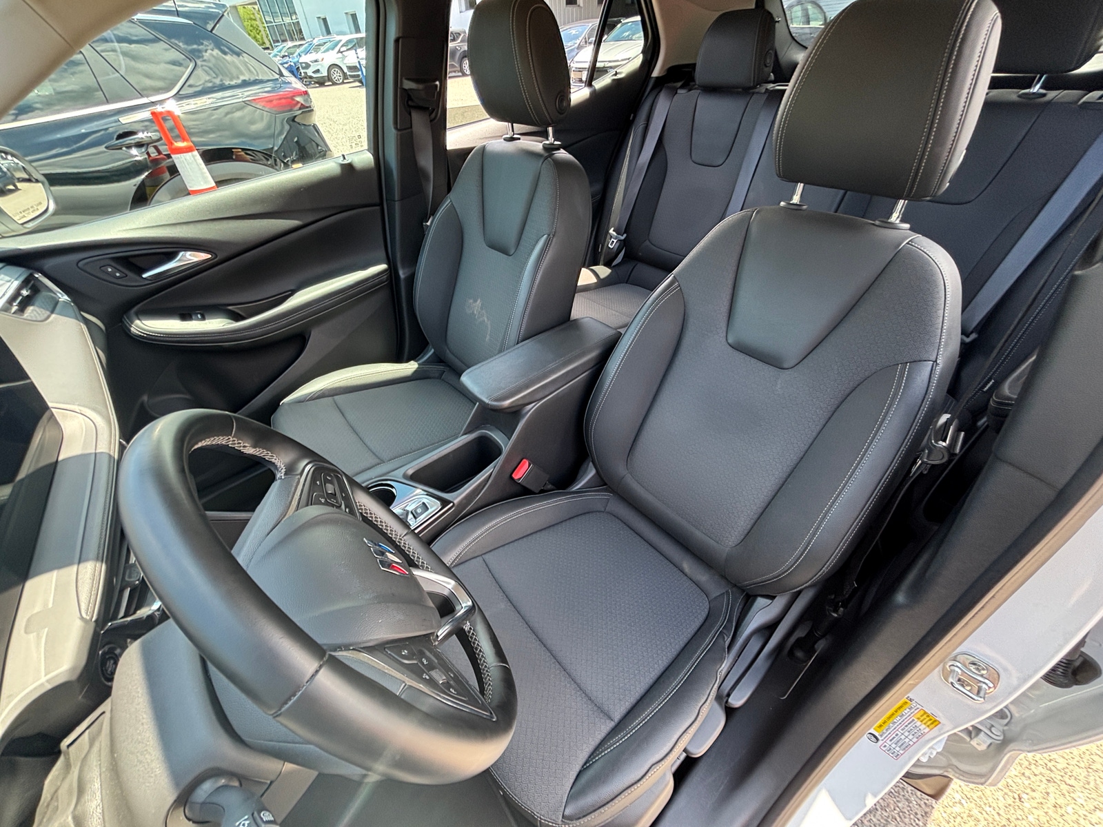 Thumbnail: 2025 Buick Encore GX - 2