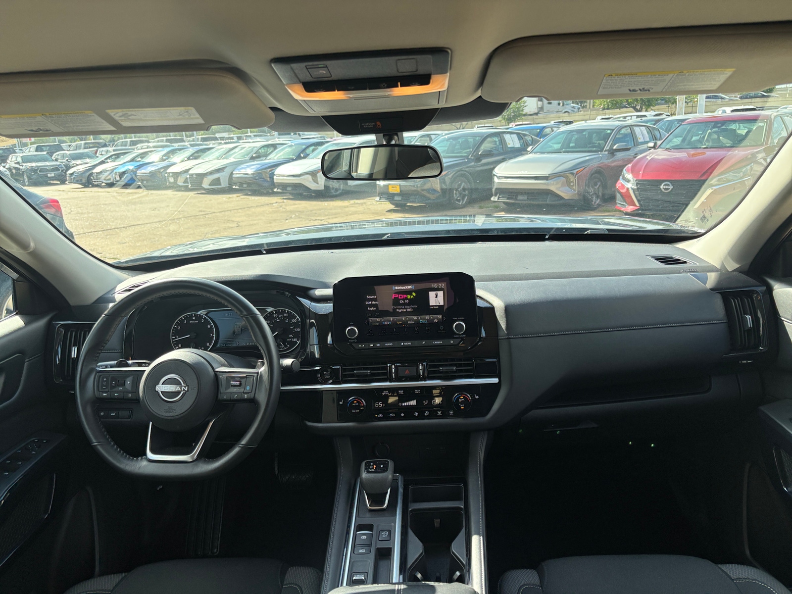 Thumbnail: 2025 Nissan Pathfinder - 3