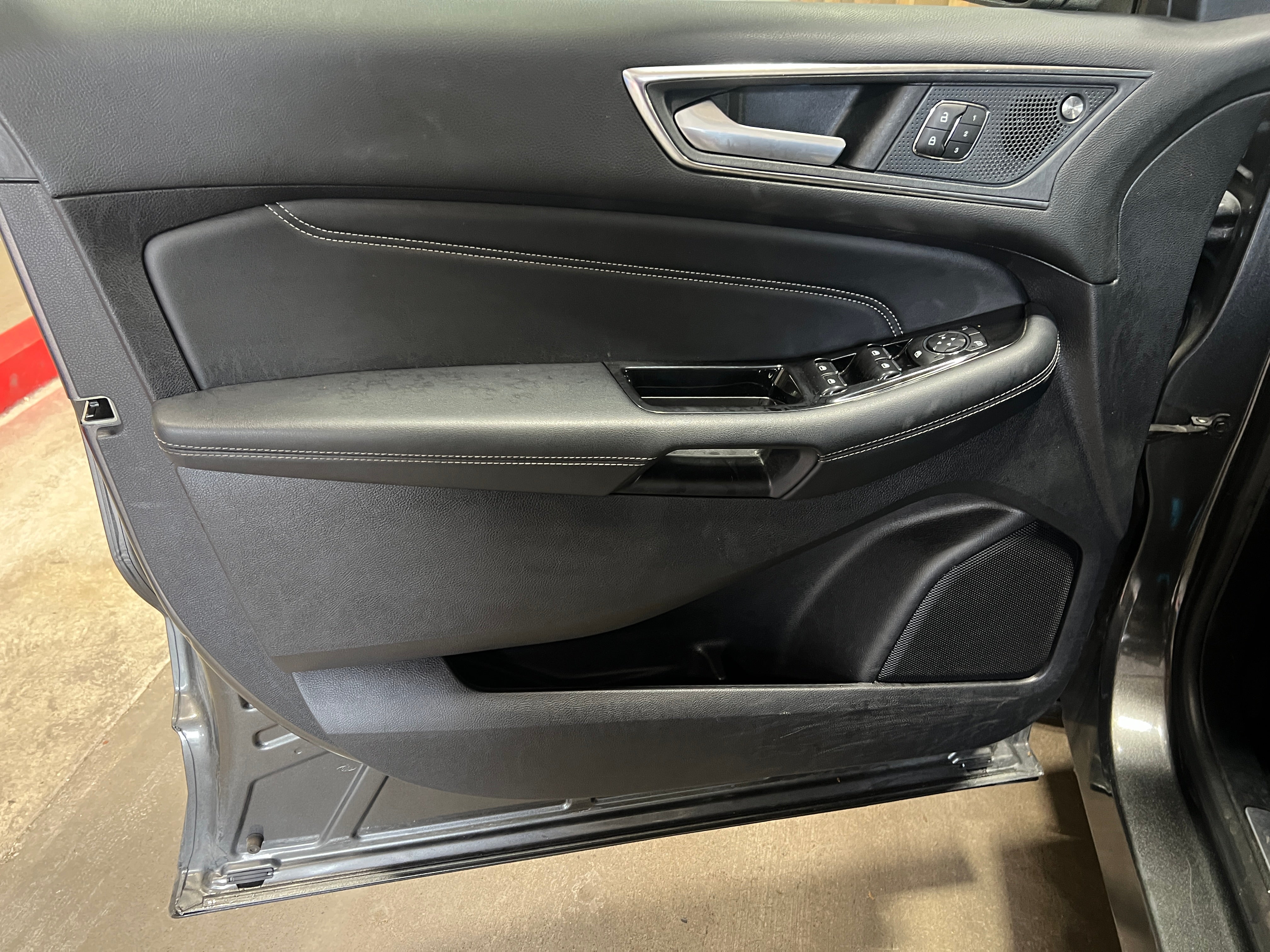 Used 2019 Ford Edge Titanium with VIN 2FMPK4K92KBB22514 for sale in Pewaukee, WI