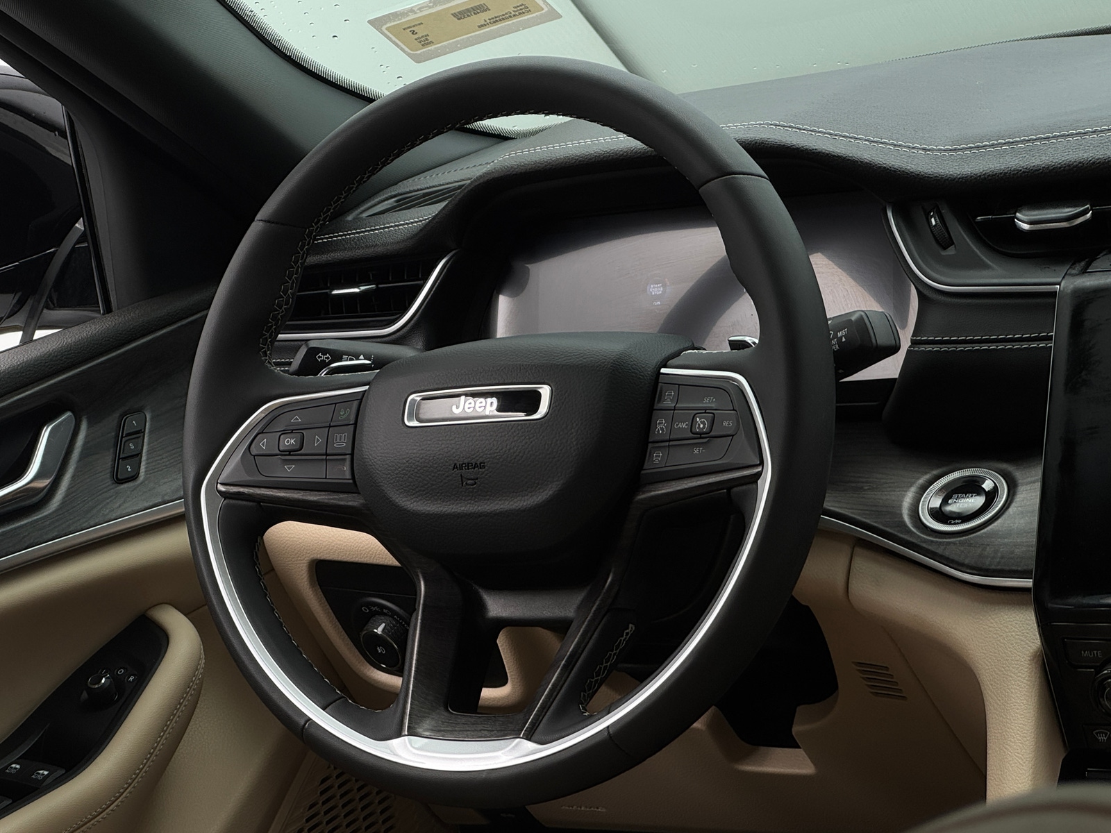 Thumbnail: 2025 Jeep Grand Cherokee L - 5