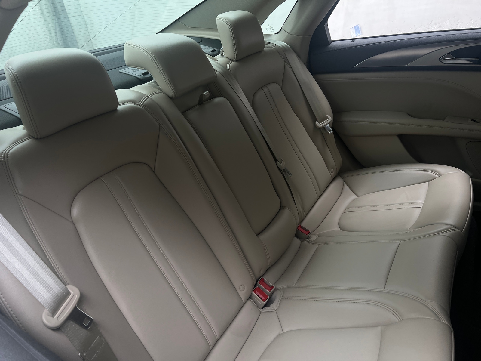 Thumbnail: 2020 Lincoln MKZ - 5