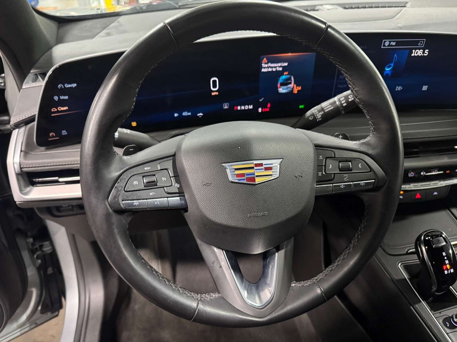 Thumbnail: 2025 Cadillac XT4 - 4