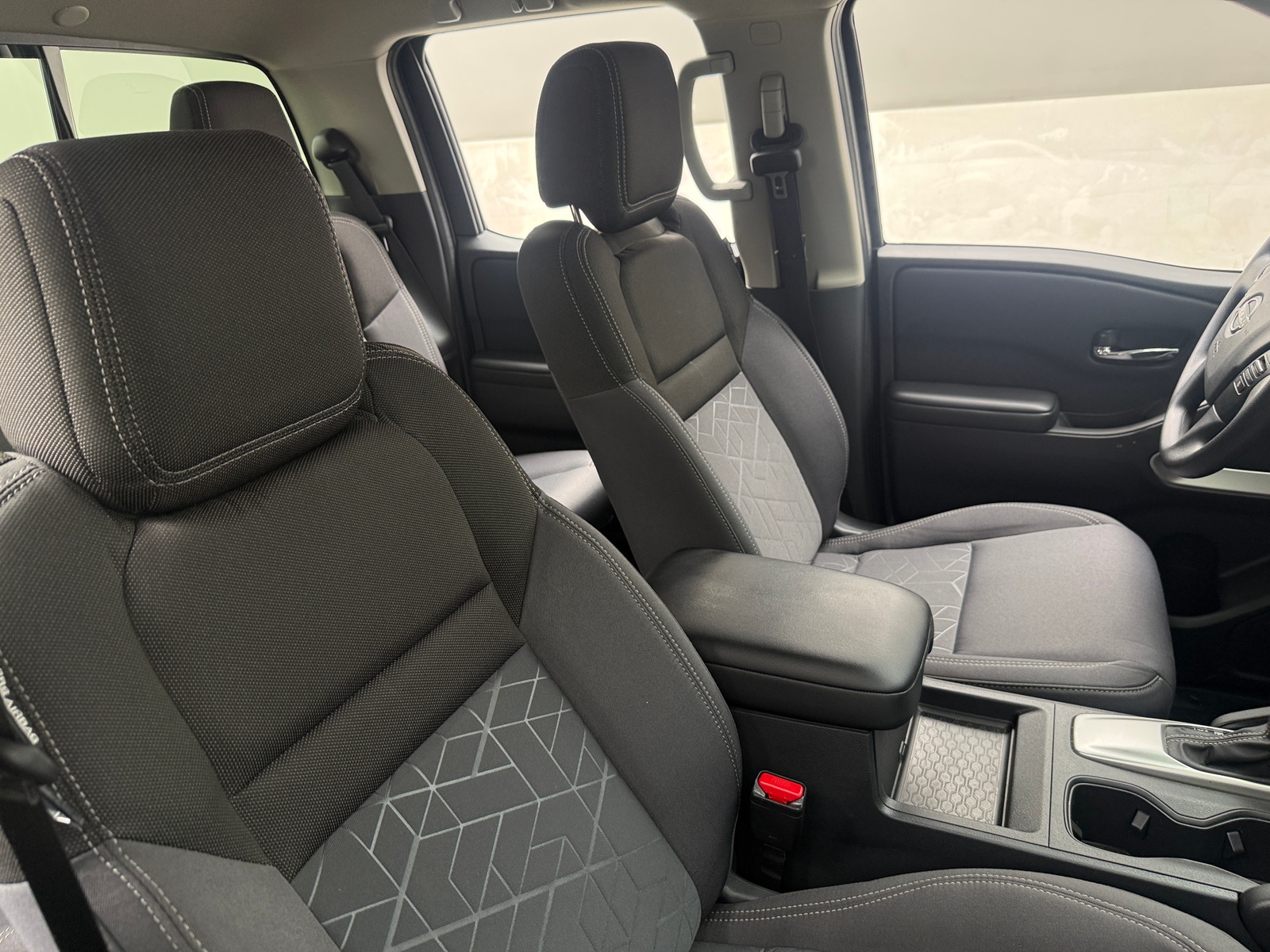 Thumbnail: 2025 Nissan Frontier - 2