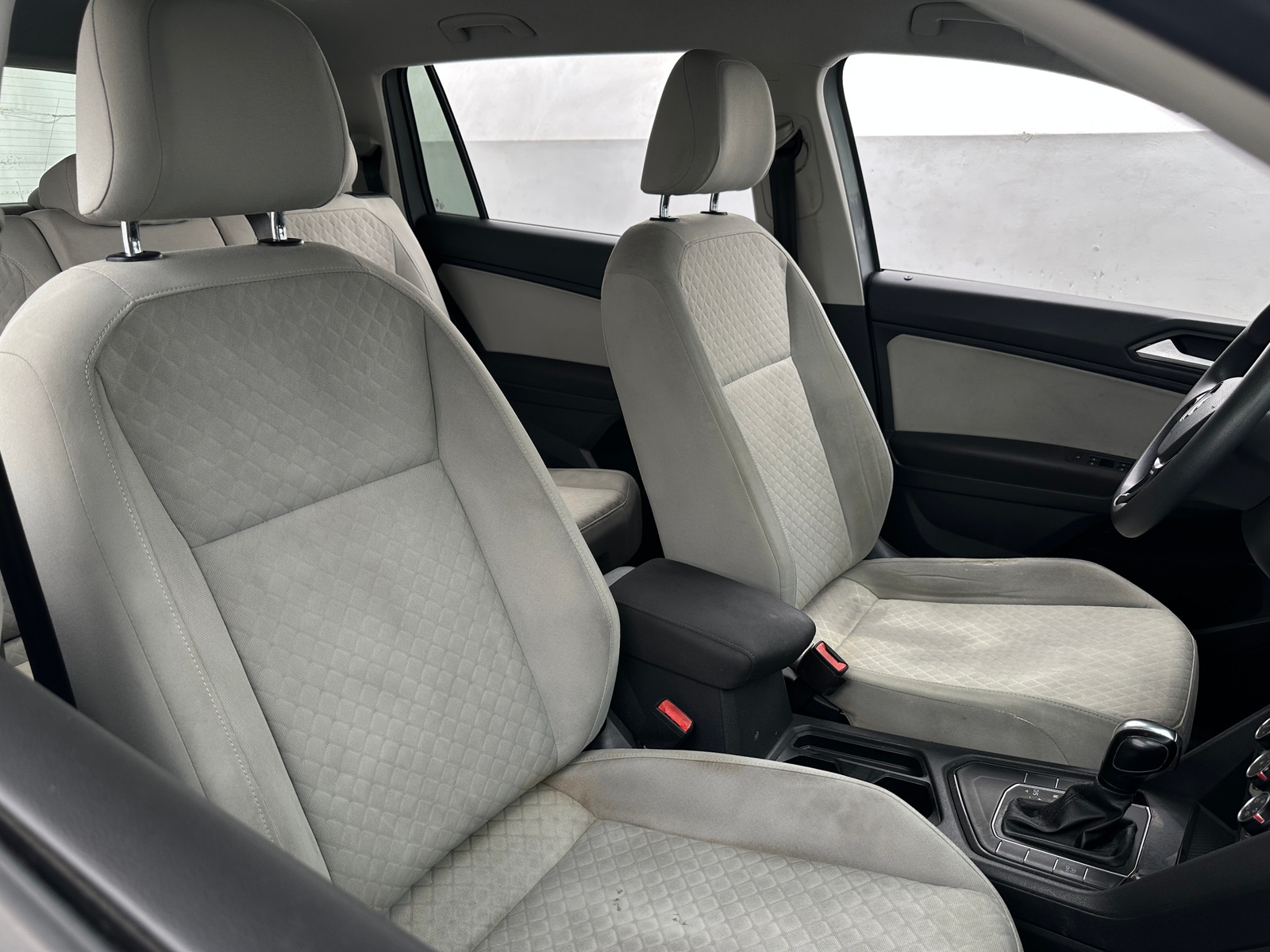 Thumbnail: 2019 Volkswagen Tiguan - 2