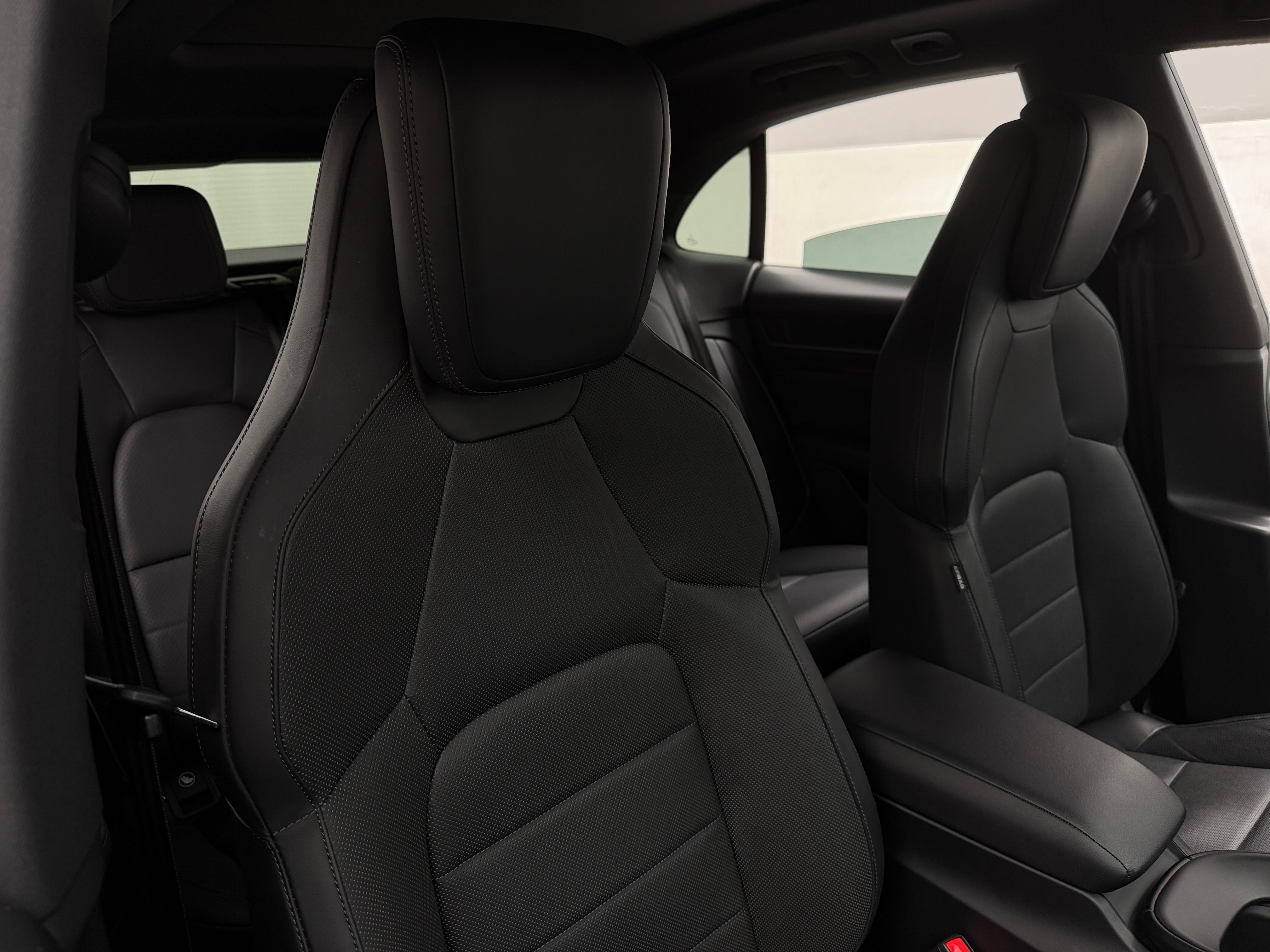 Used 2025 Porsche Macan Base with VIN WP1AA2XA4SL000110 for sale in Auburn, WA