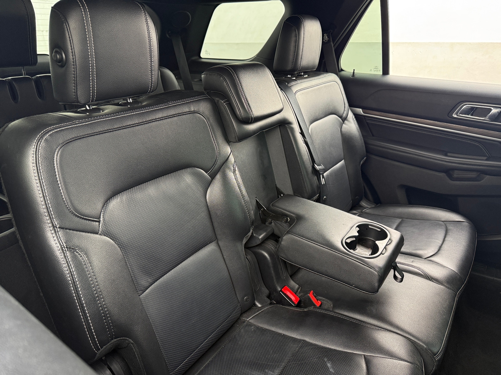 Thumbnail: 2016 Ford Explorer - 5