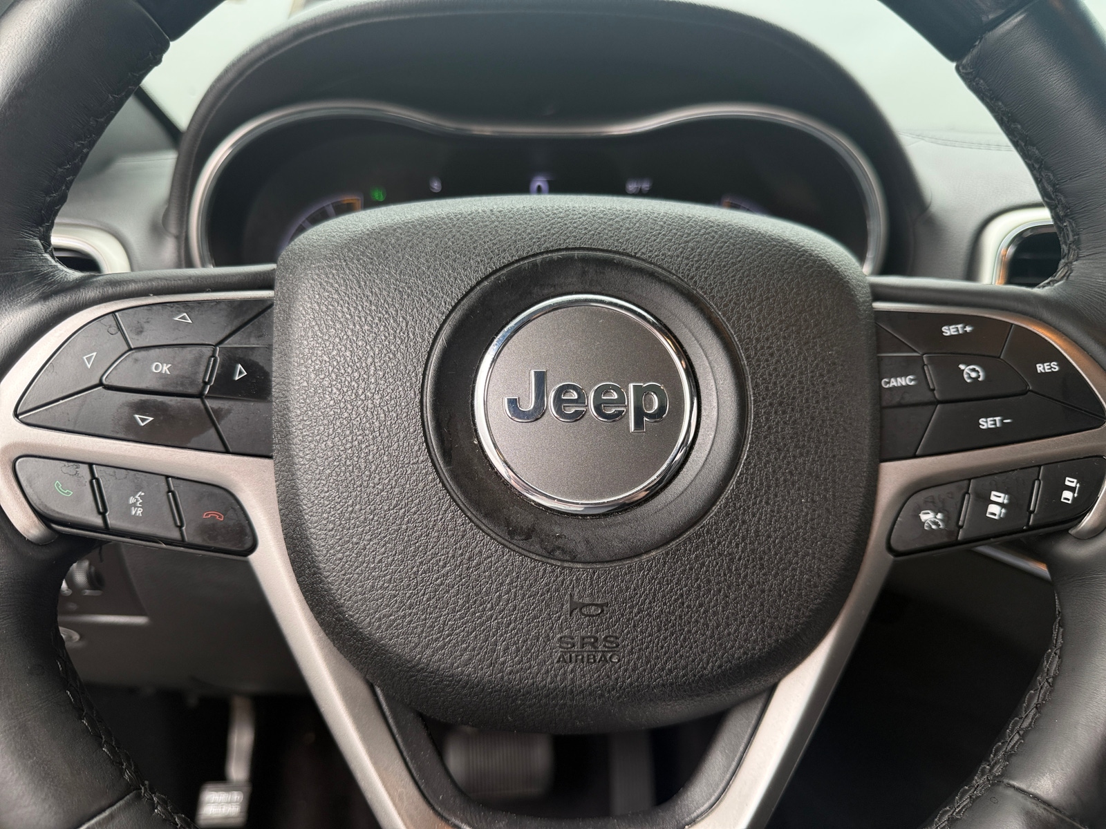 Thumbnail: 2018 Jeep Grand Cherokee - 4