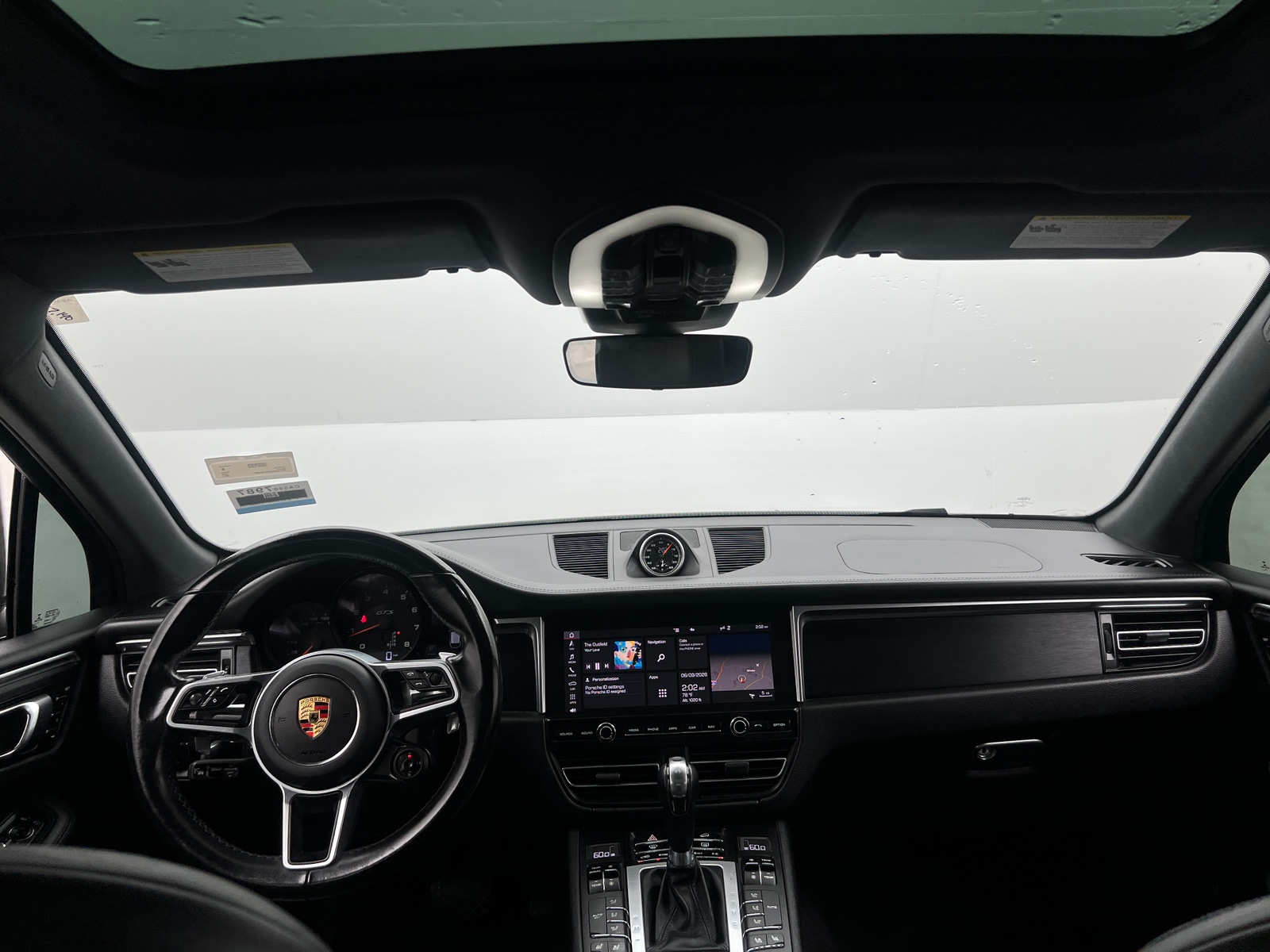 Thumbnail: 2021 Porsche Macan - 2