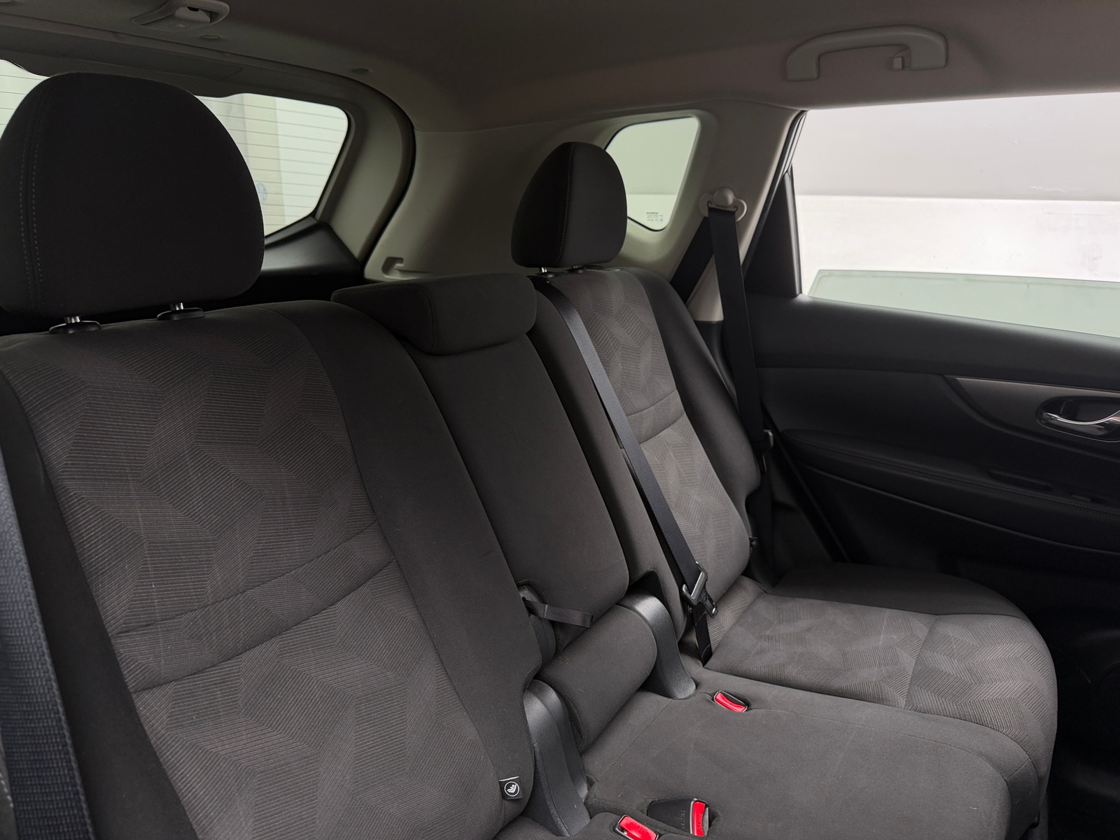 Thumbnail: 2016 Nissan Rogue - 6