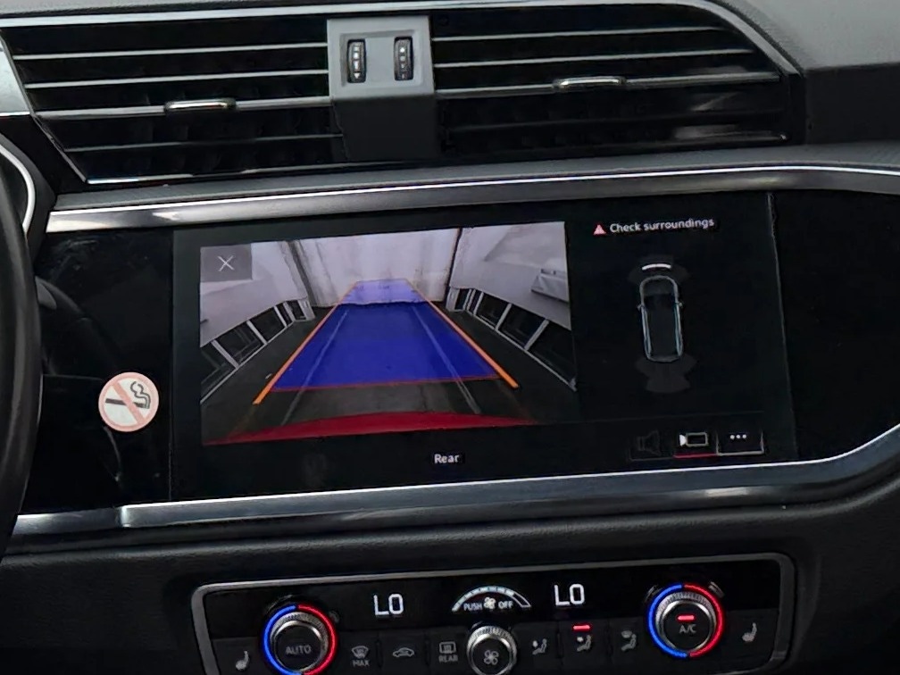 Thumbnail: 2024 Audi Q3 - 3