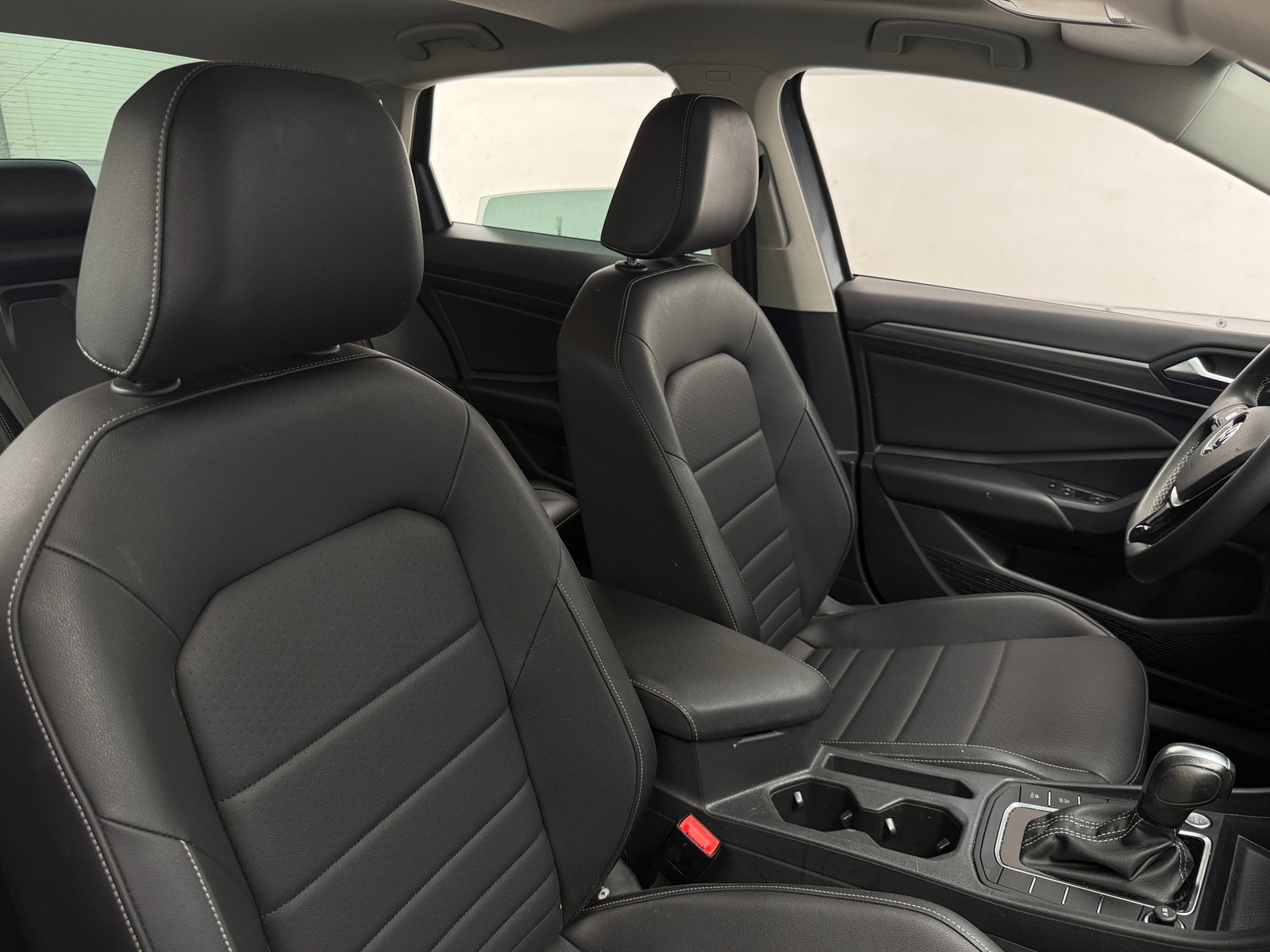 Thumbnail: 2021 Volkswagen Jetta - 2