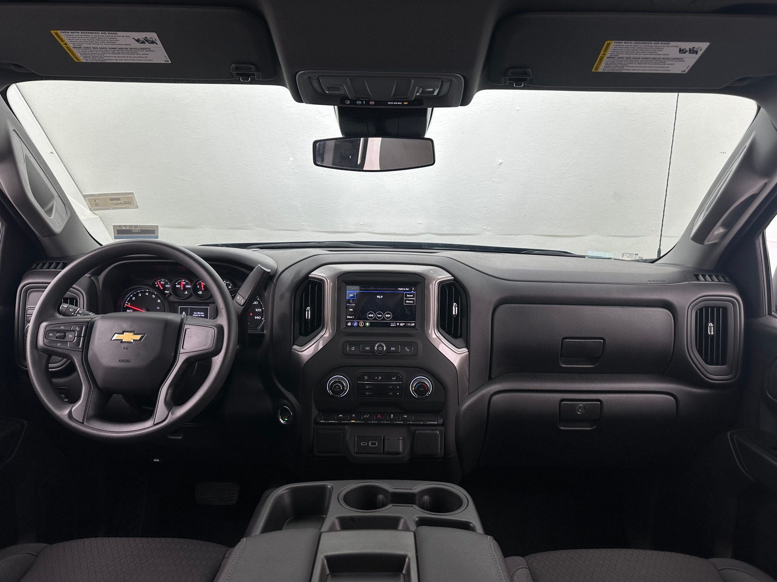 Thumbnail: 2025 Chevrolet Silverado 1500 - 3