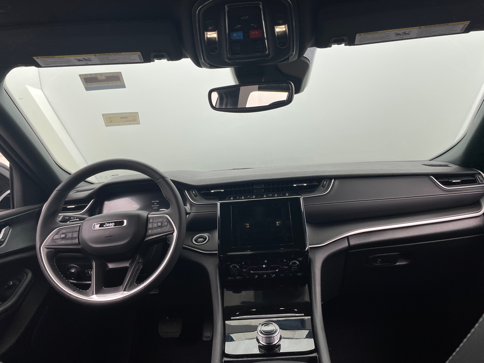 Thumbnail: 2024 Jeep Grand Cherokee - 3