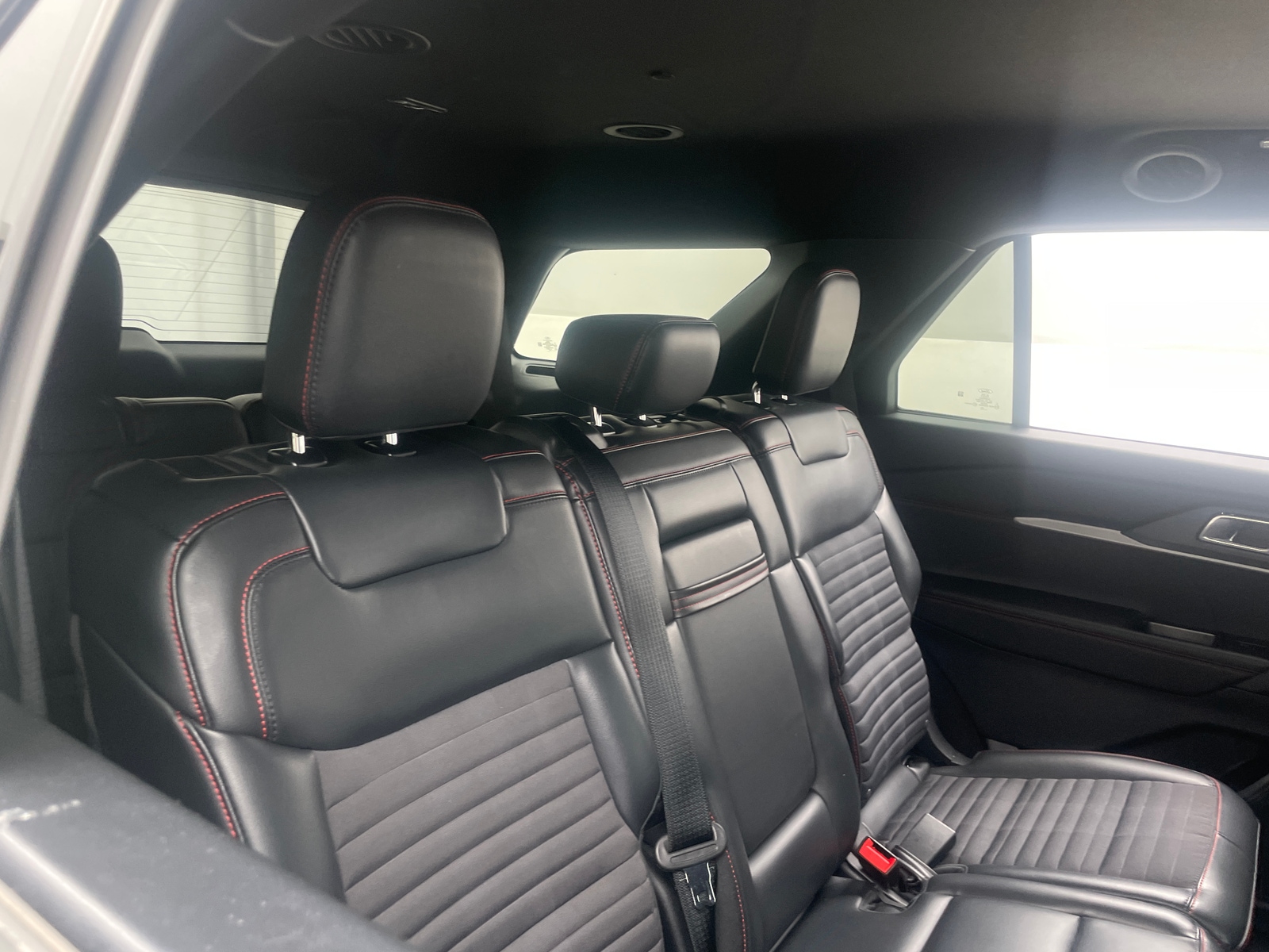 Thumbnail: 2025 Ford Explorer - 5