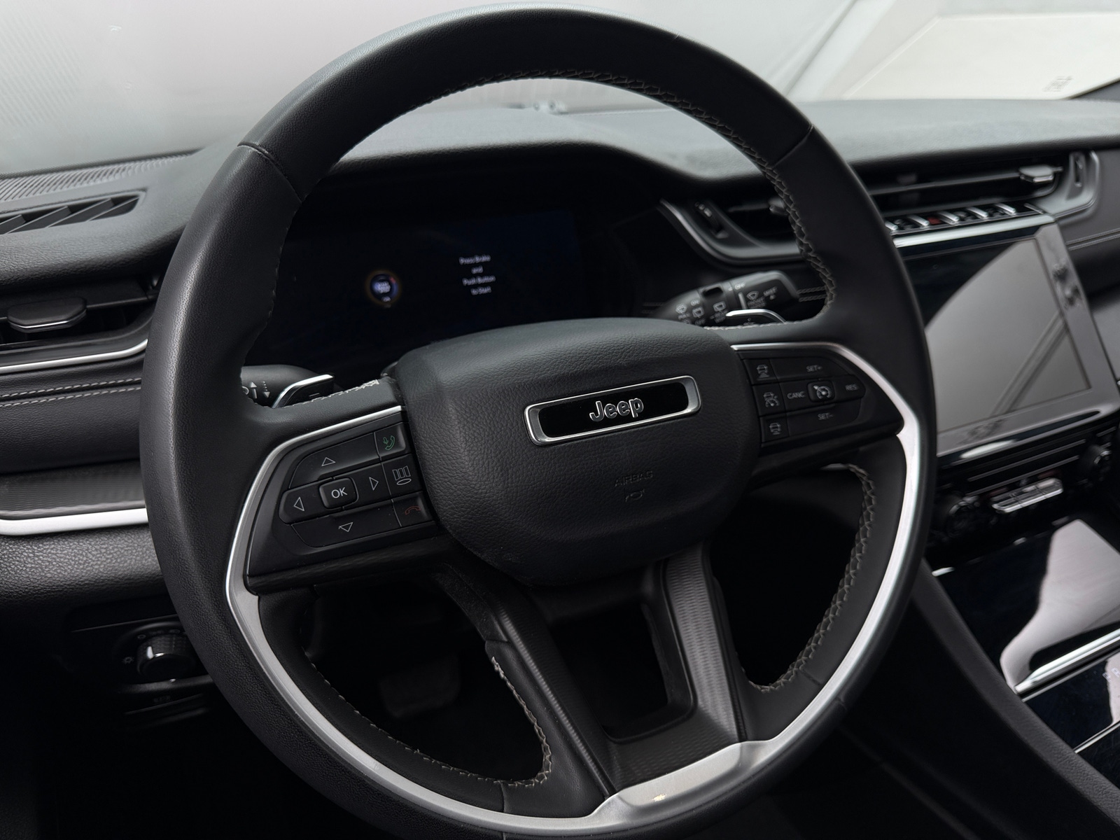 Thumbnail: 2024 Jeep Grand Cherokee - 5