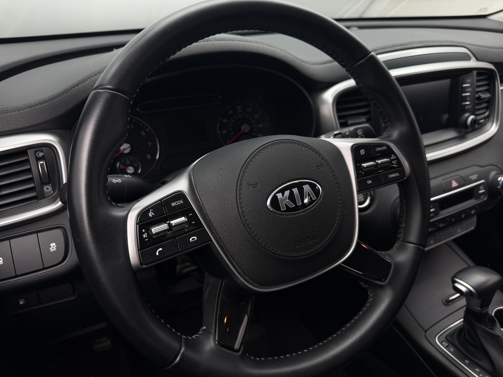 Thumbnail: 2020 Kia Sorento - 5