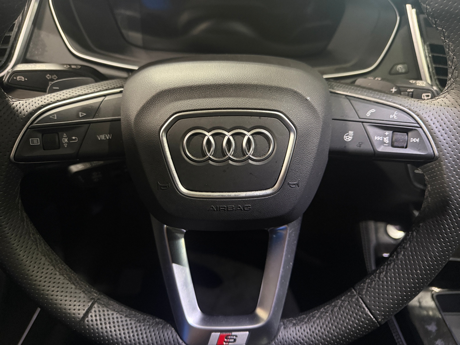 Thumbnail: 2025 Audi Q5 - 4