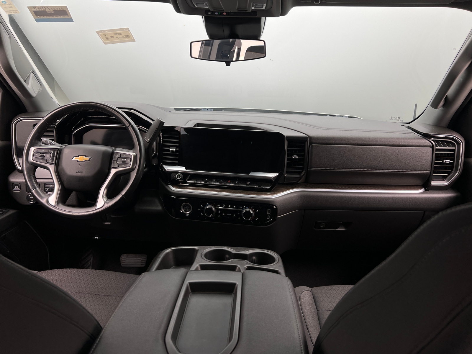 Thumbnail: 2022 Chevrolet Silverado 1500 - 3