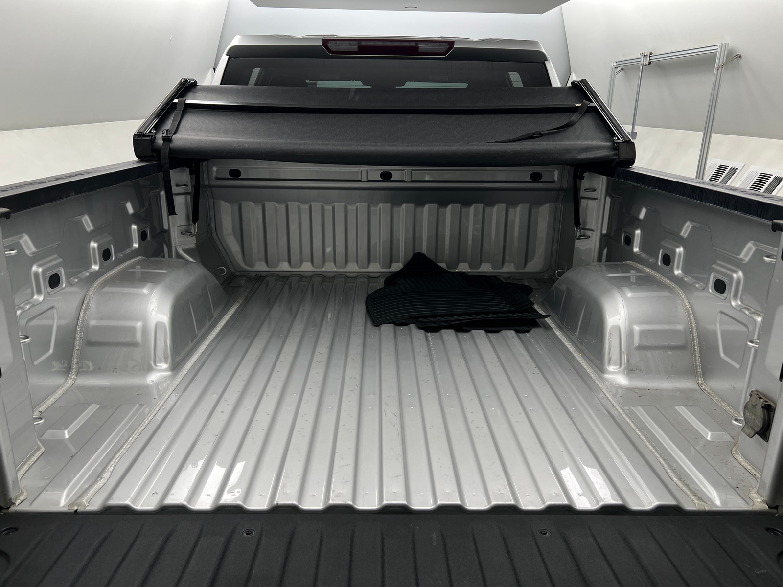 Thumbnail: 2022 Chevrolet Silverado 1500 - 7