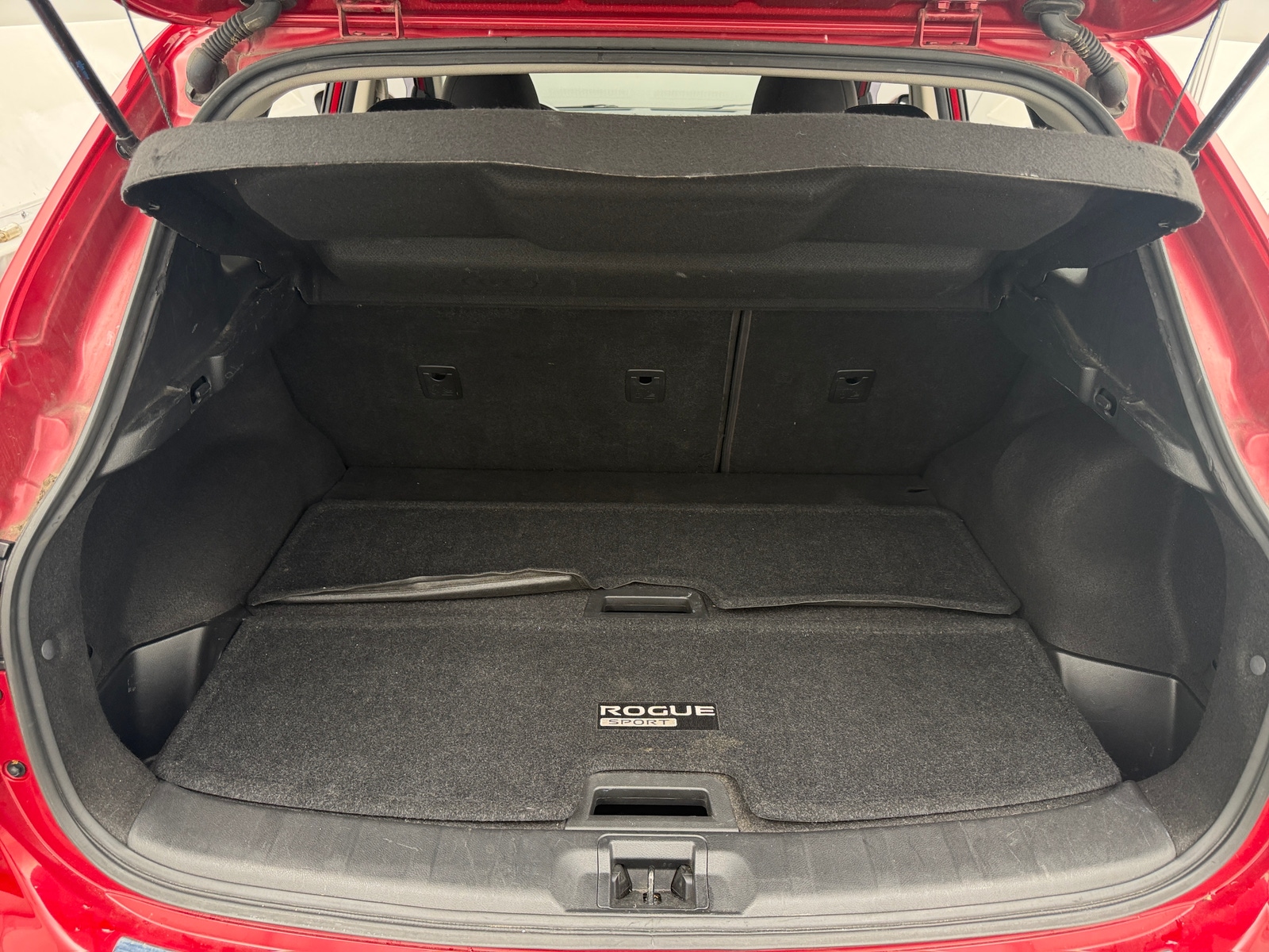 Thumbnail: 2017 Nissan Rogue Sport - 7