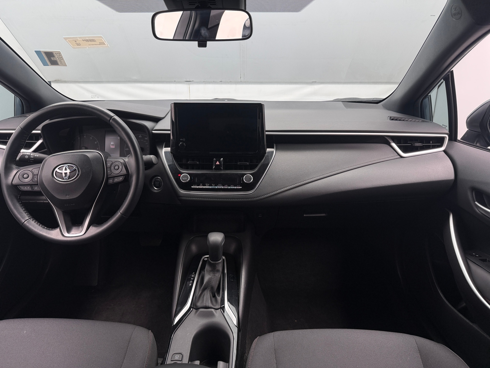 Thumbnail: 2025 Toyota Corolla - 3