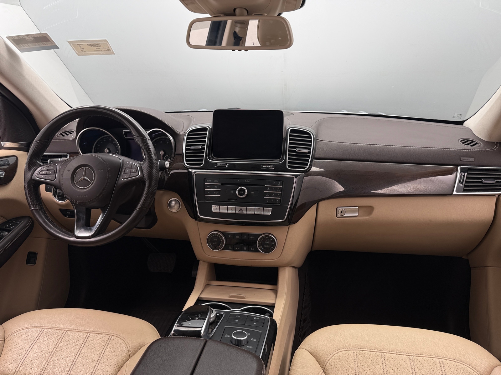 Thumbnail: 2019 Mercedes-Benz GLS - 2