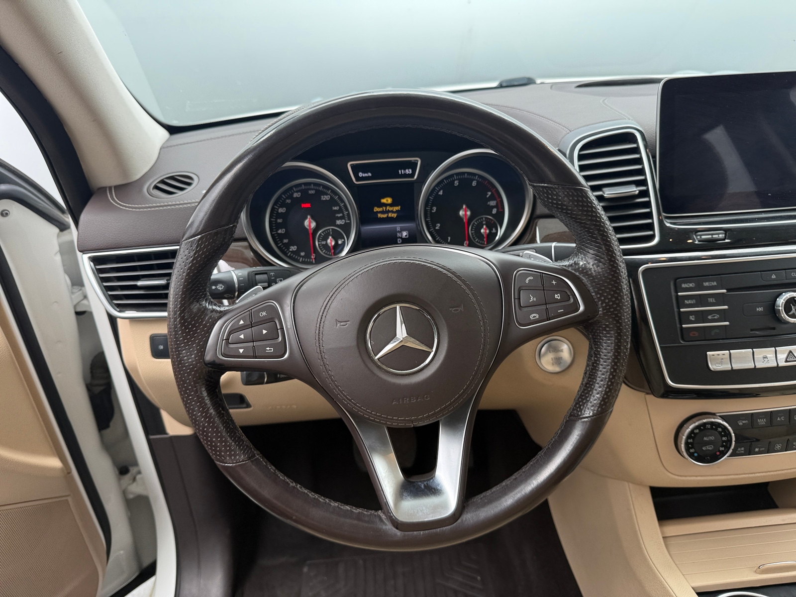Thumbnail: 2019 Mercedes-Benz GLS - 4