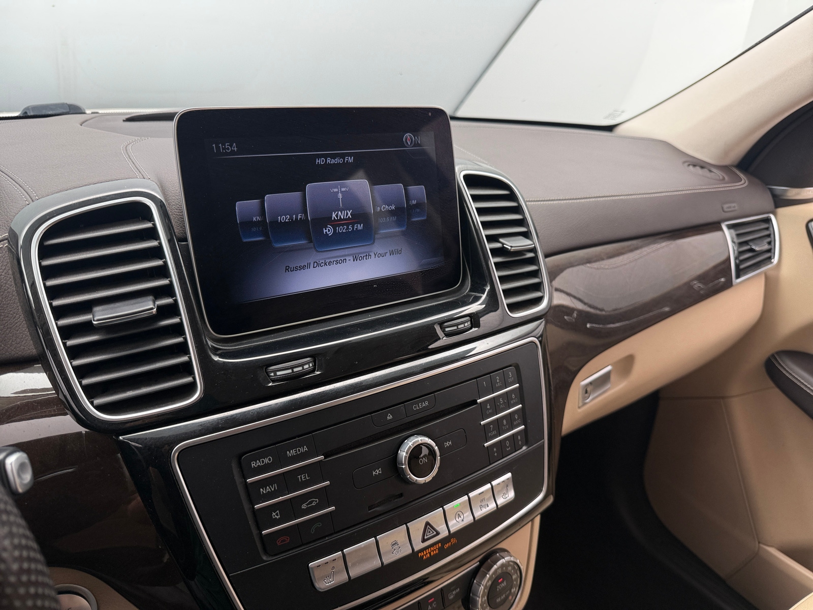 Thumbnail: 2019 Mercedes-Benz GLS - 3