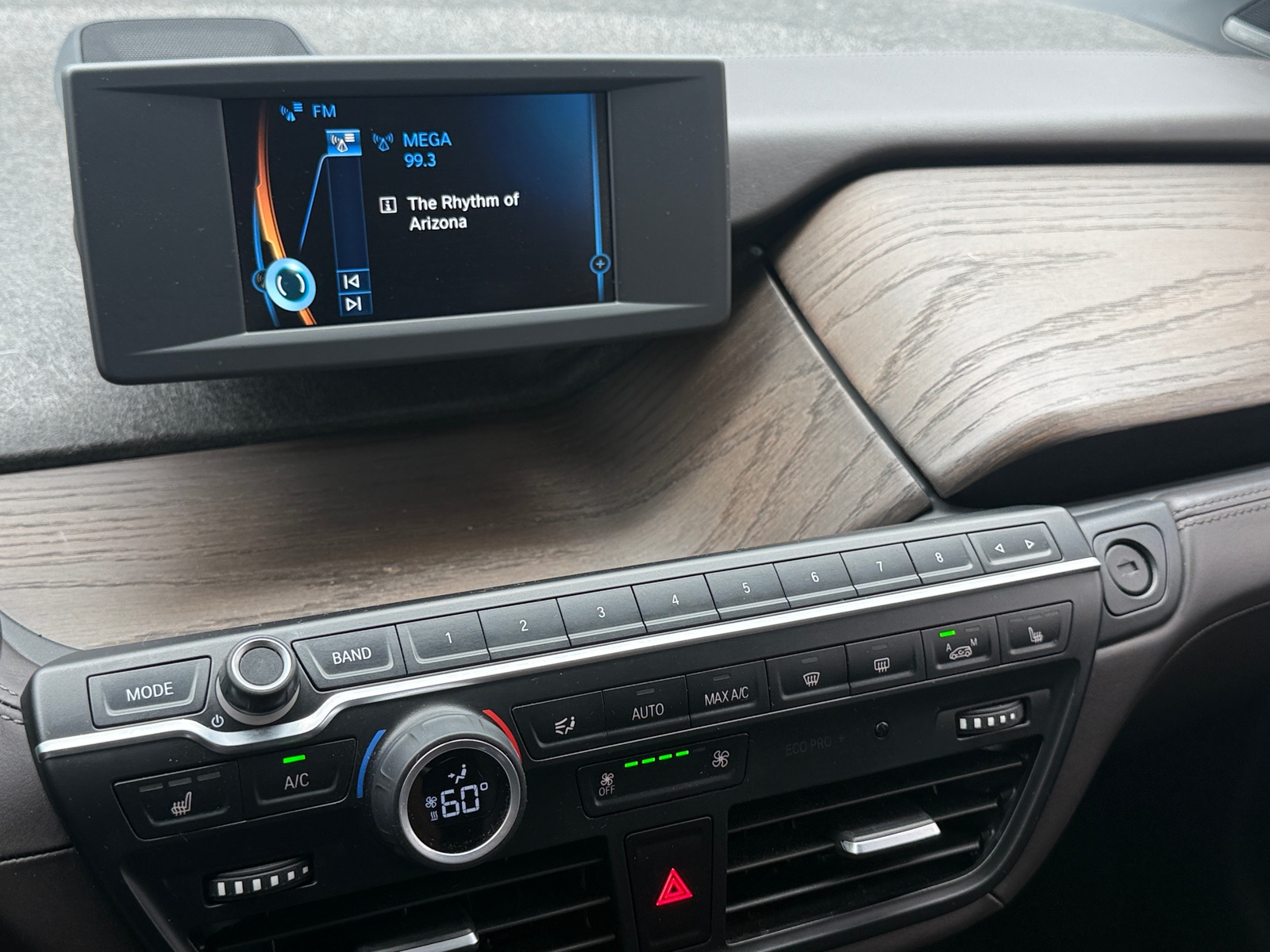 Thumbnail: 2017 BMW i3 - 3