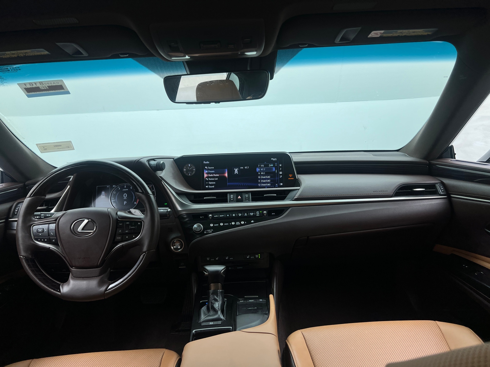 Thumbnail: 2021 Lexus ES - 2