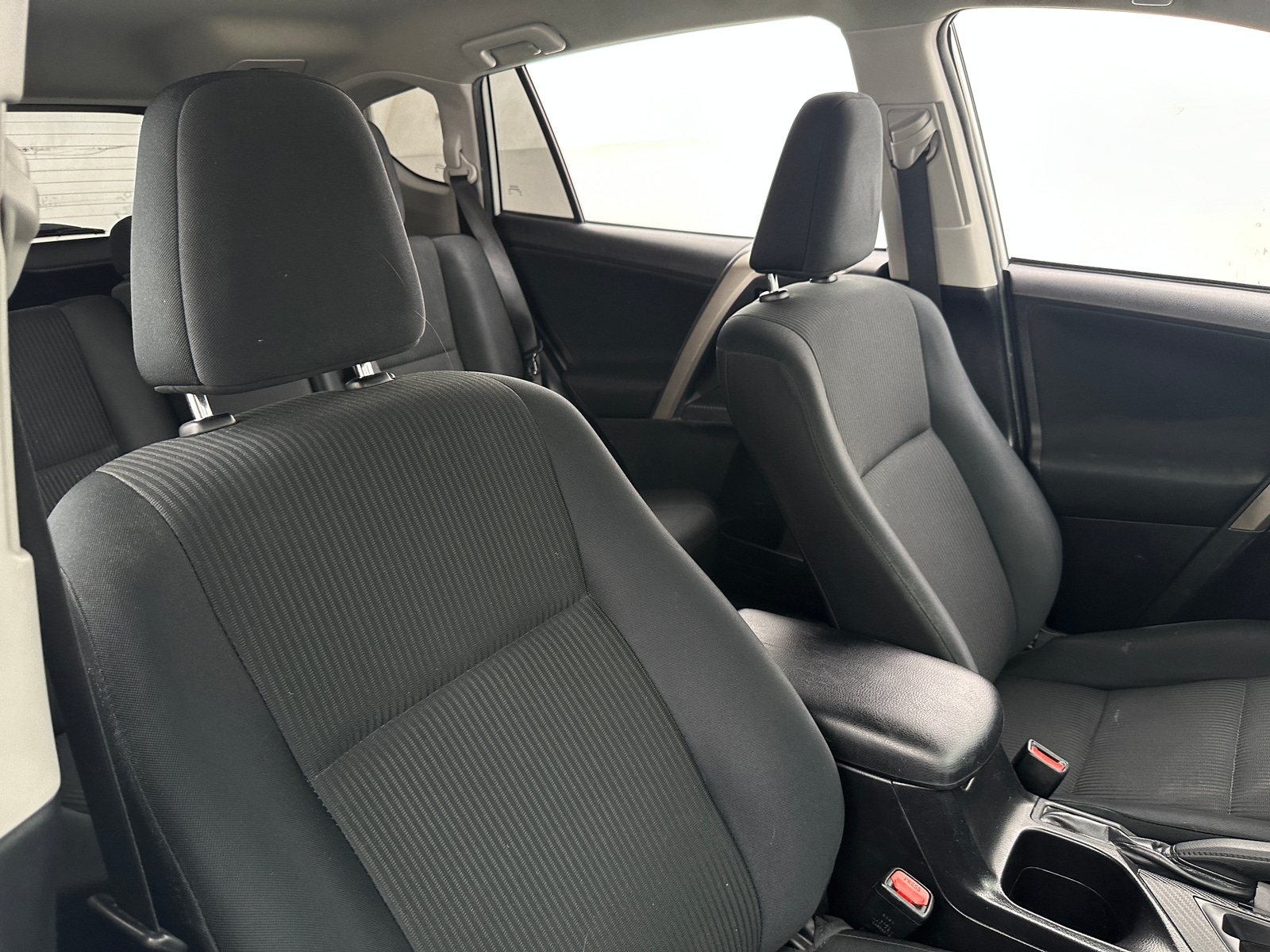 Thumbnail: 2015 Toyota RAV4 - 2