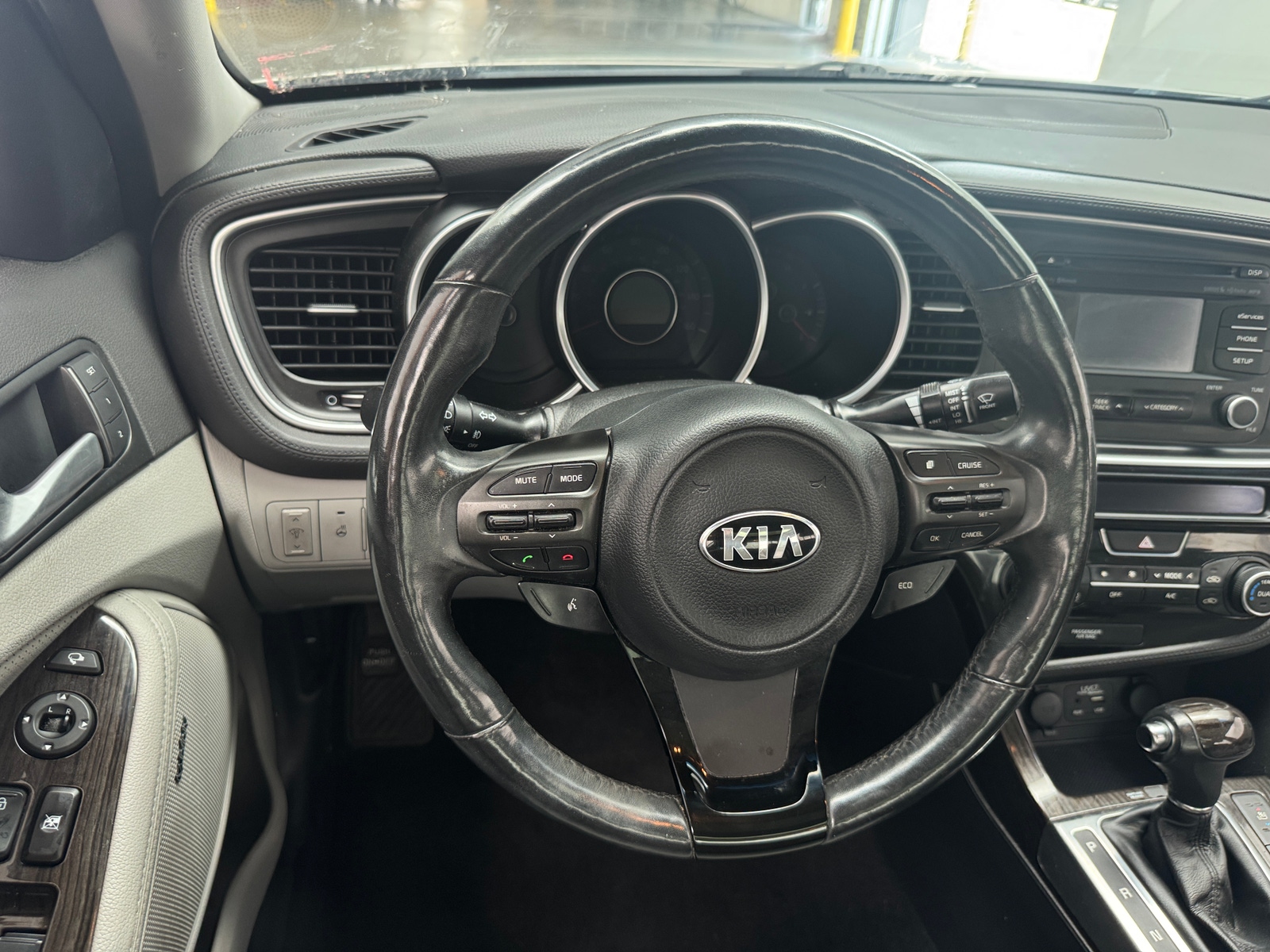 Thumbnail: 2015 Kia Optima - 4