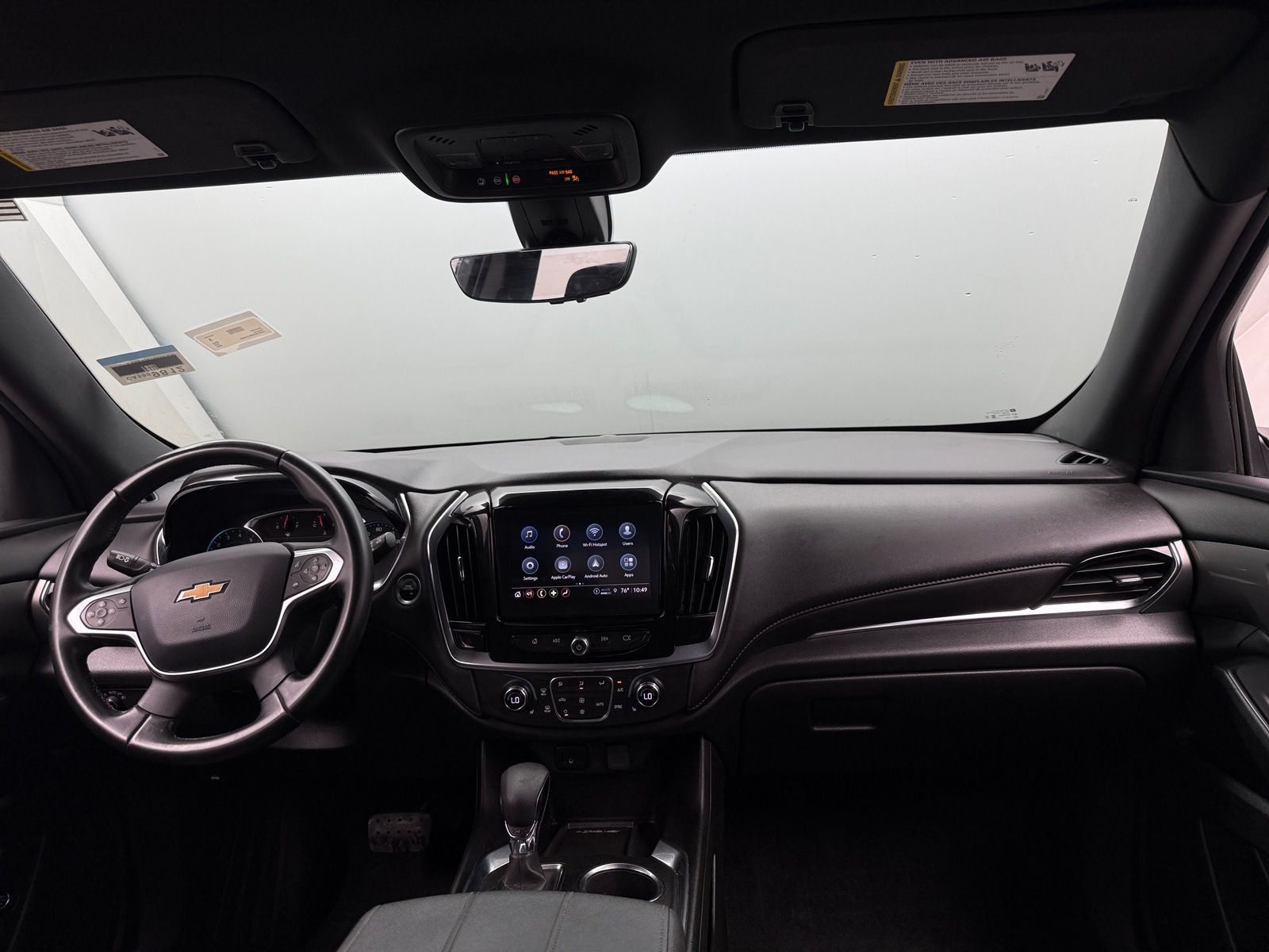 Thumbnail: 2023 Chevrolet Traverse - 3