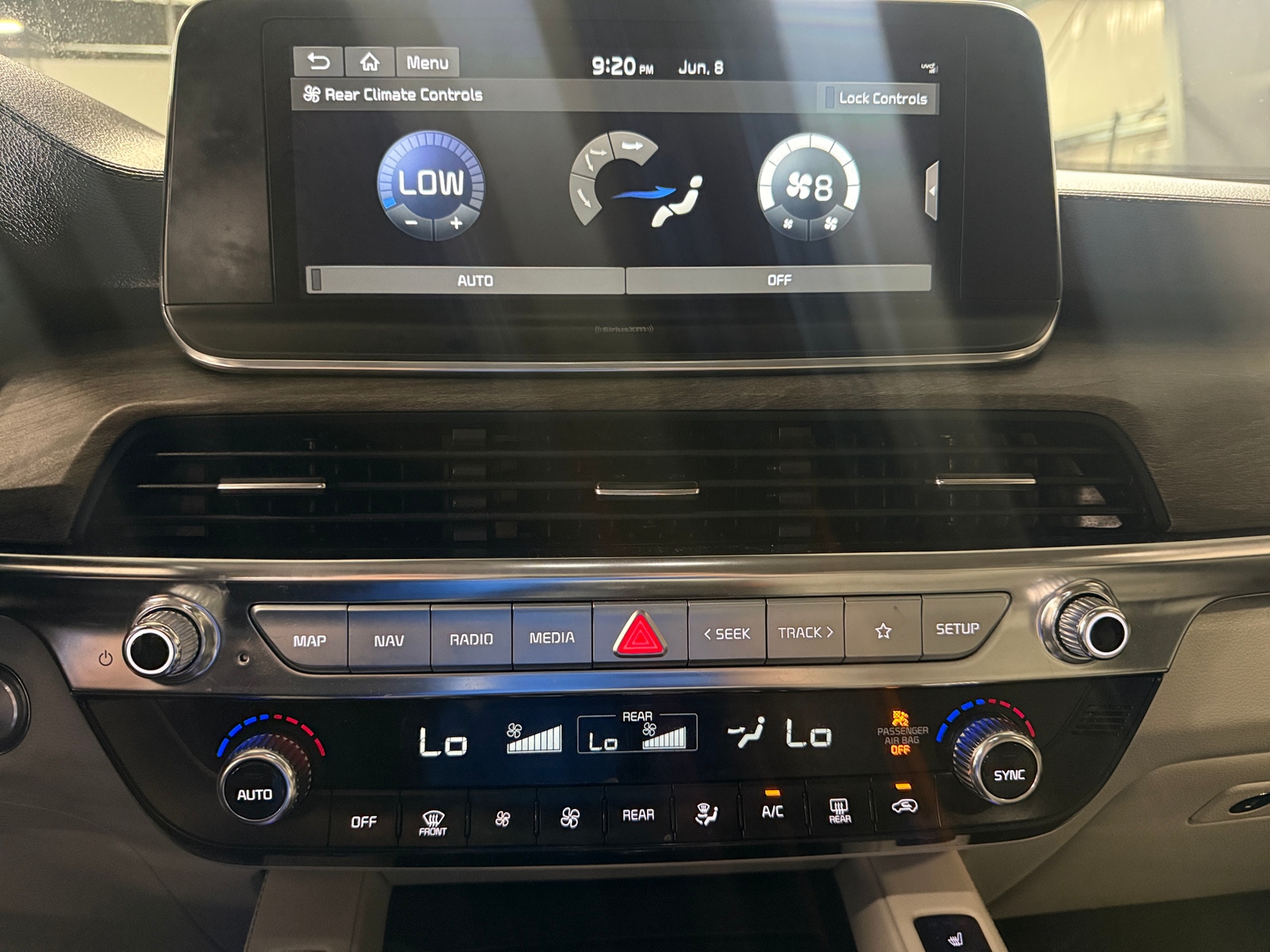 Thumbnail: 2020 Kia Telluride - 3