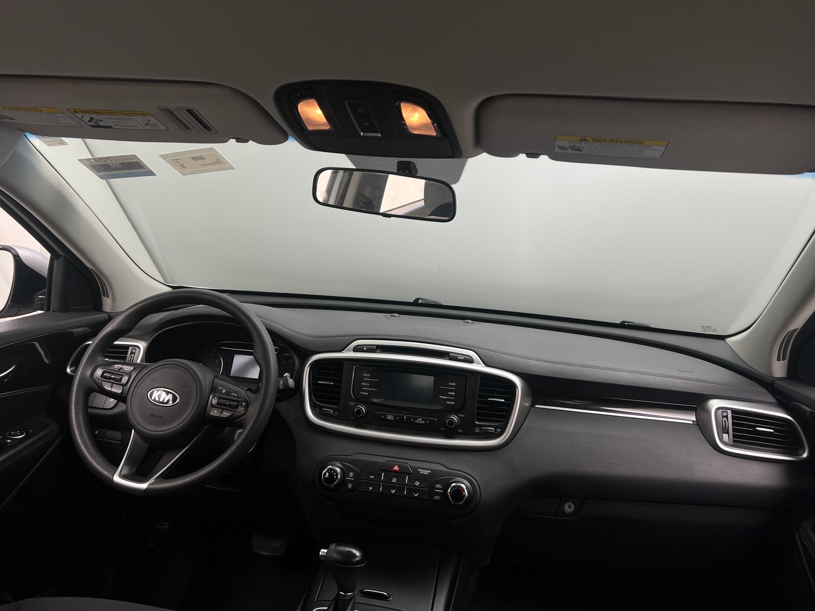 Thumbnail: 2017 Kia Sorento - 3