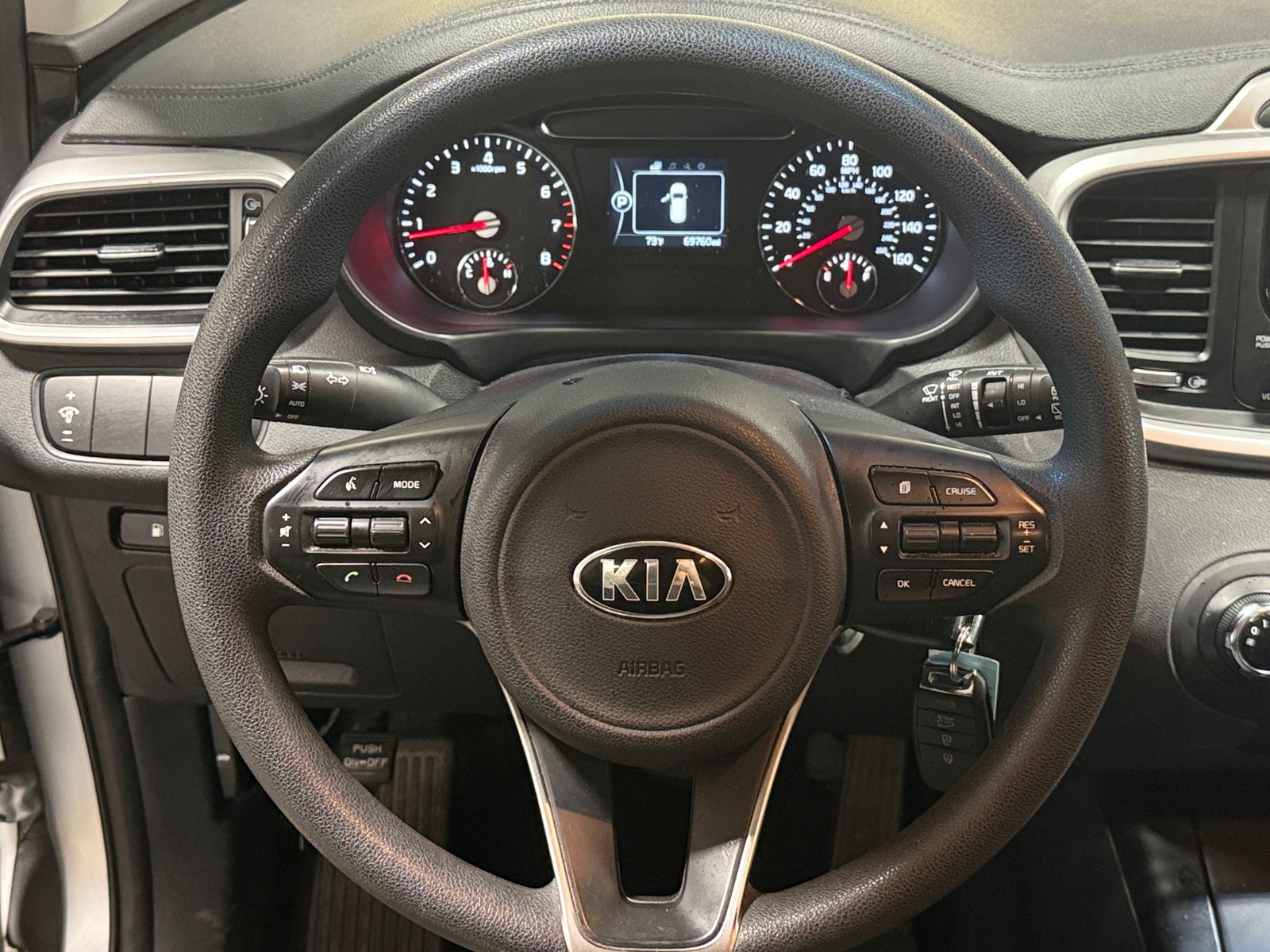 Thumbnail: 2017 Kia Sorento - 5