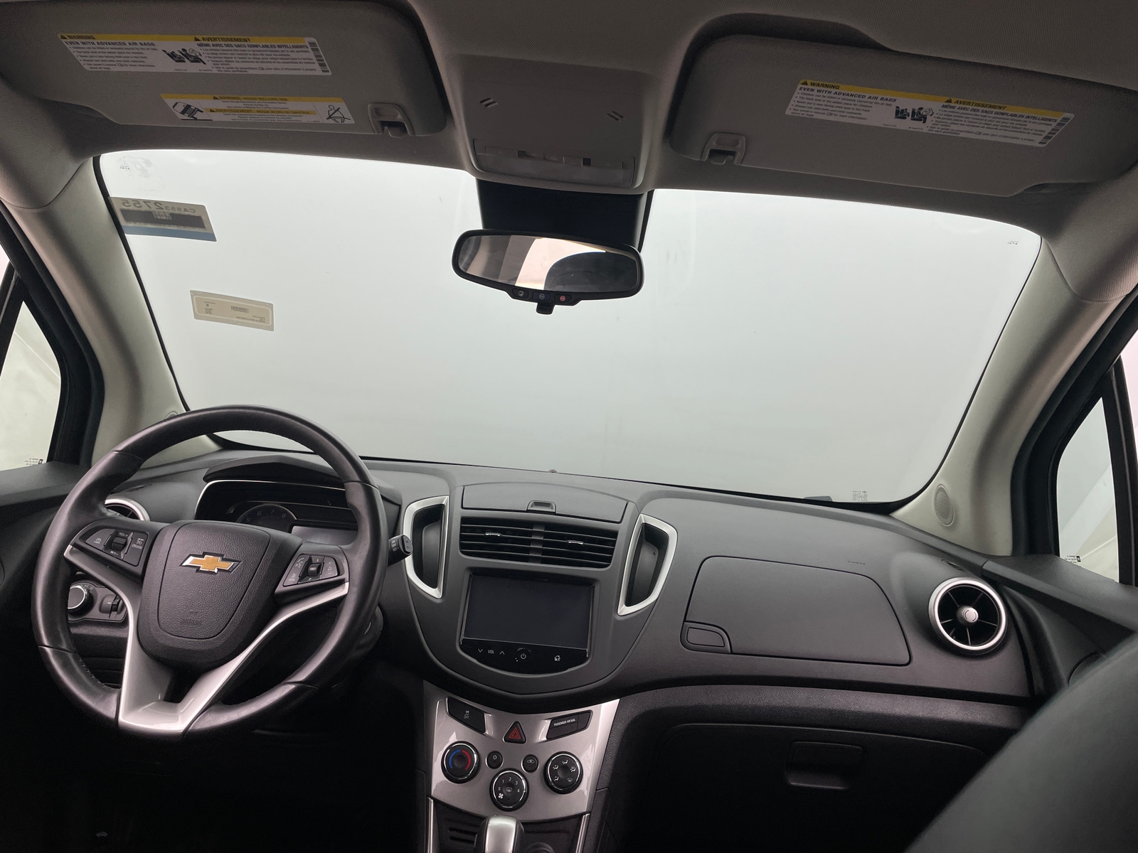 Thumbnail: 2016 Chevrolet Trax - 3