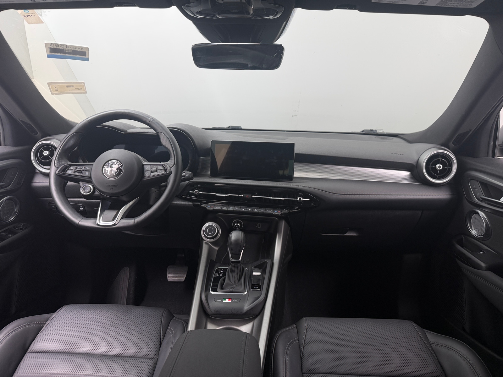 Thumbnail: 2024 Alfa Romeo Tonale - 2