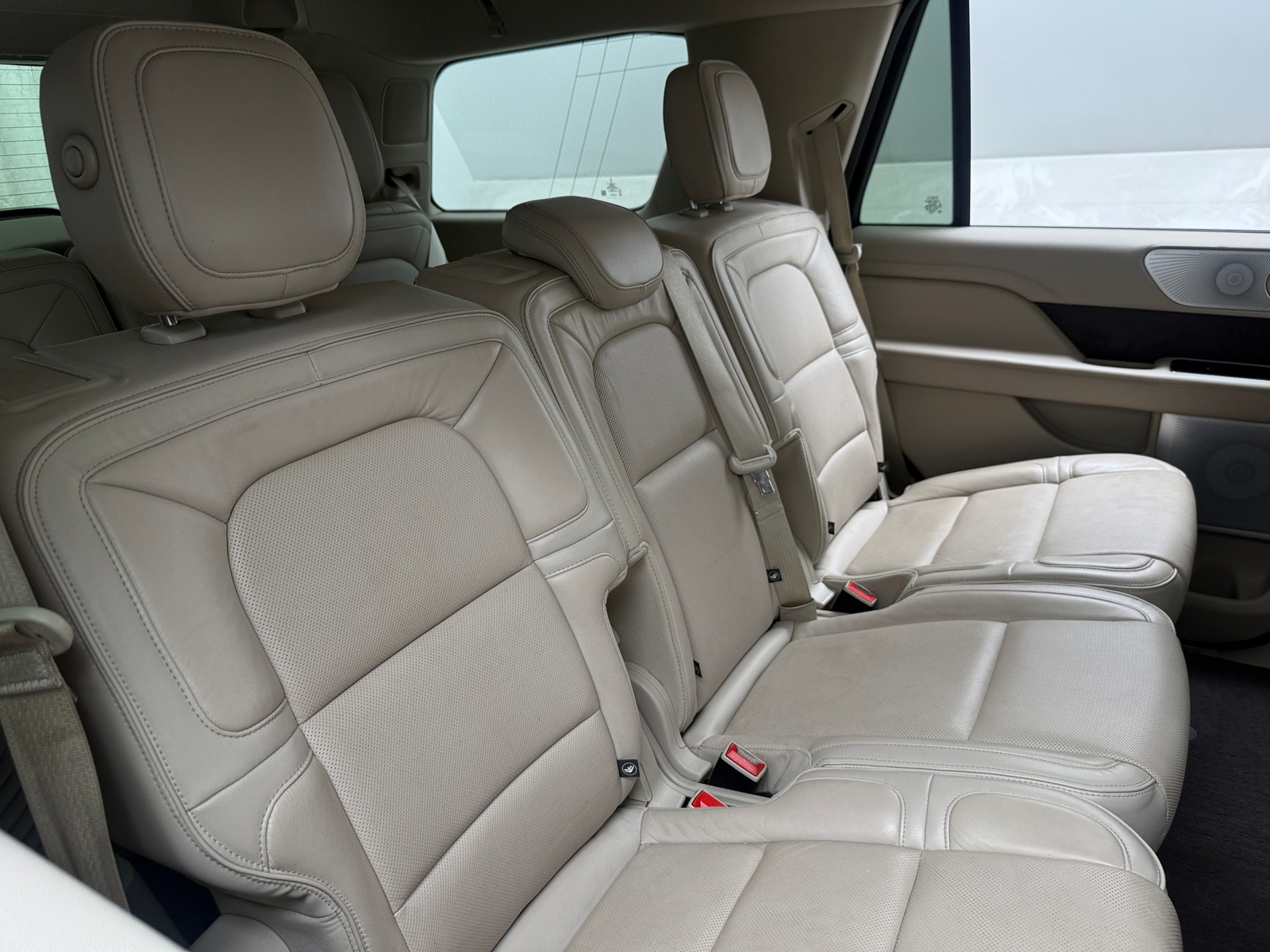 Thumbnail: 2019 Lincoln Navigator - 5