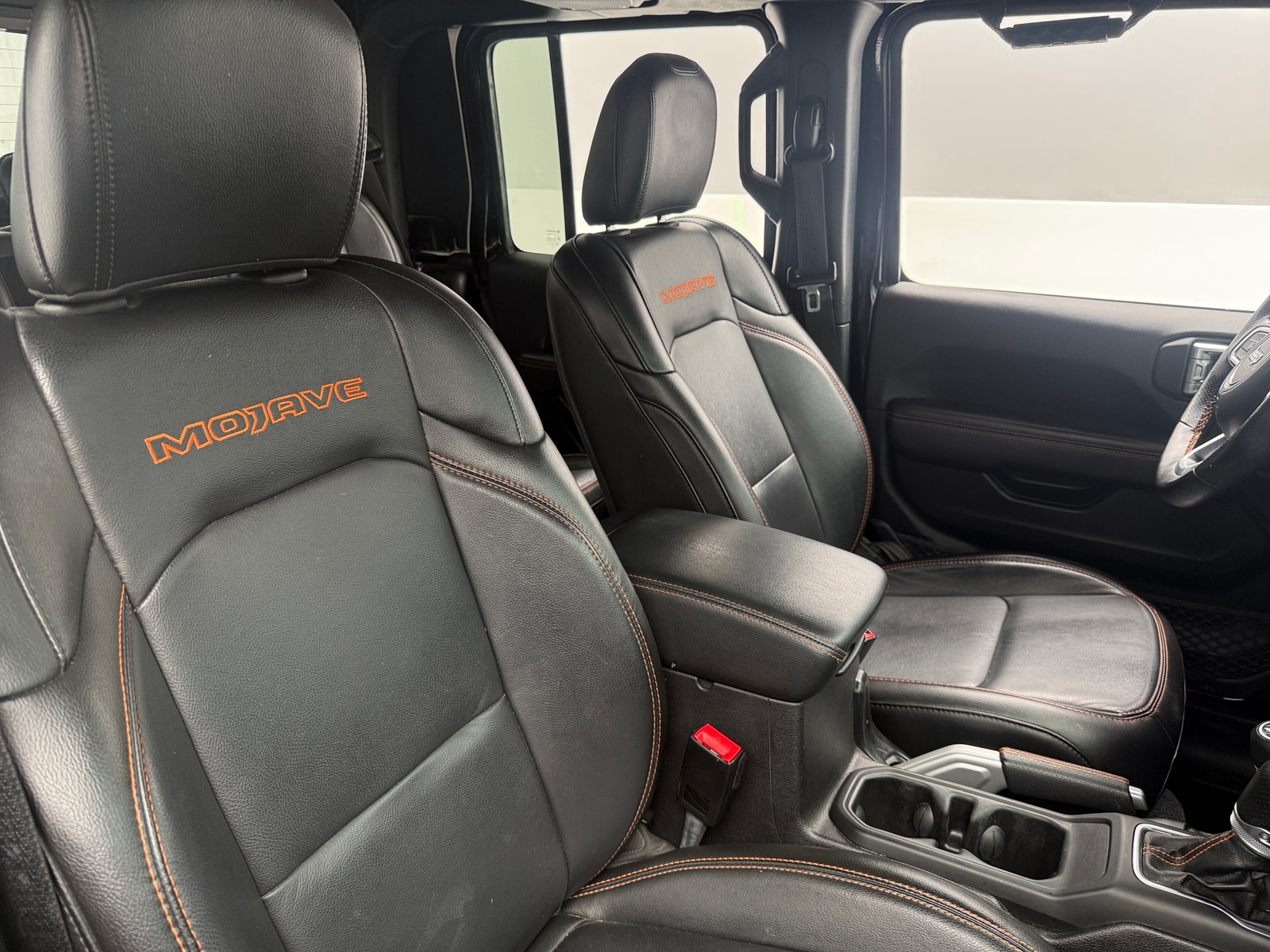 Thumbnail: 2020 Jeep Gladiator - 2