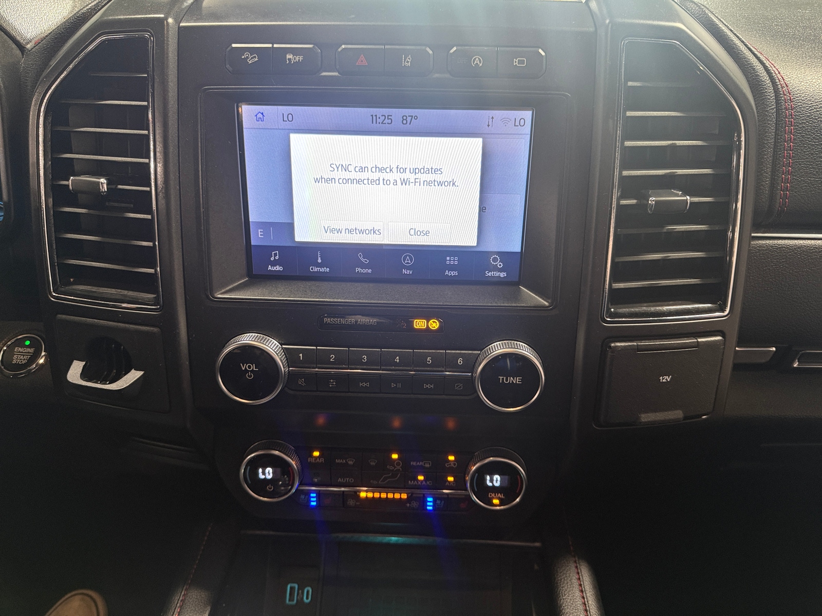 Thumbnail: 2020 Ford Expedition - 3