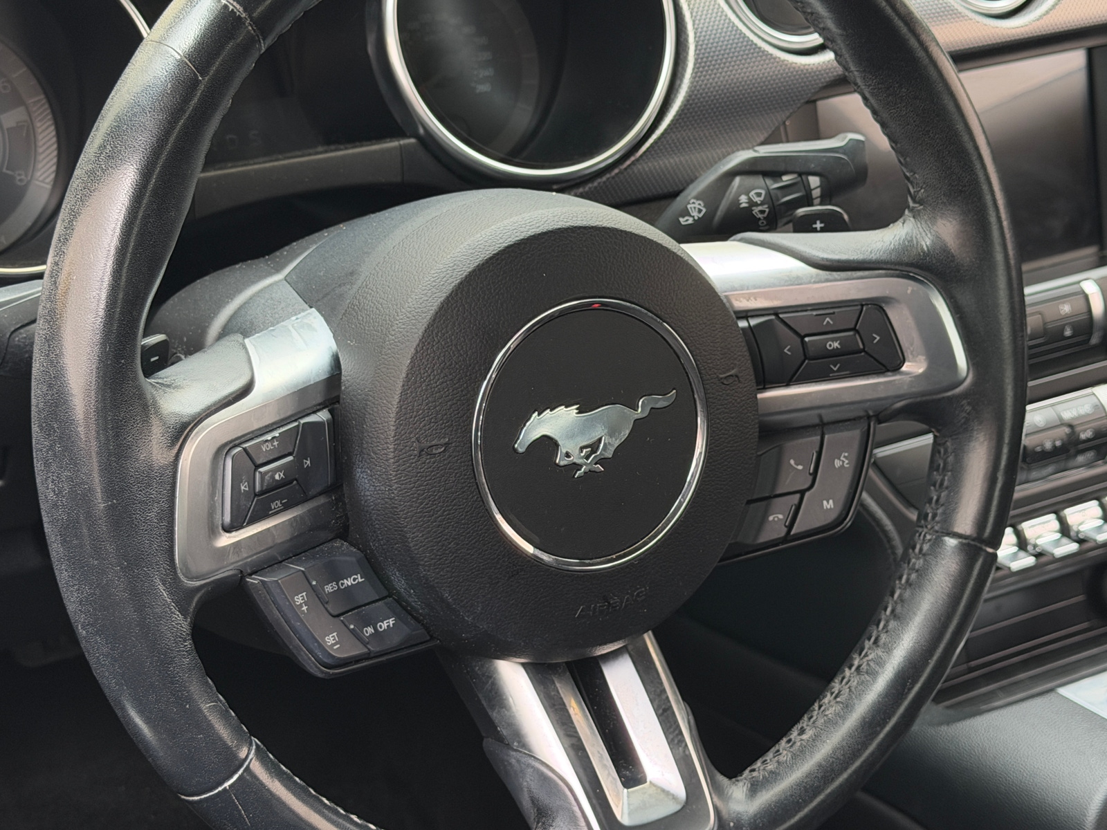 Thumbnail: 2018 Ford Mustang - 4