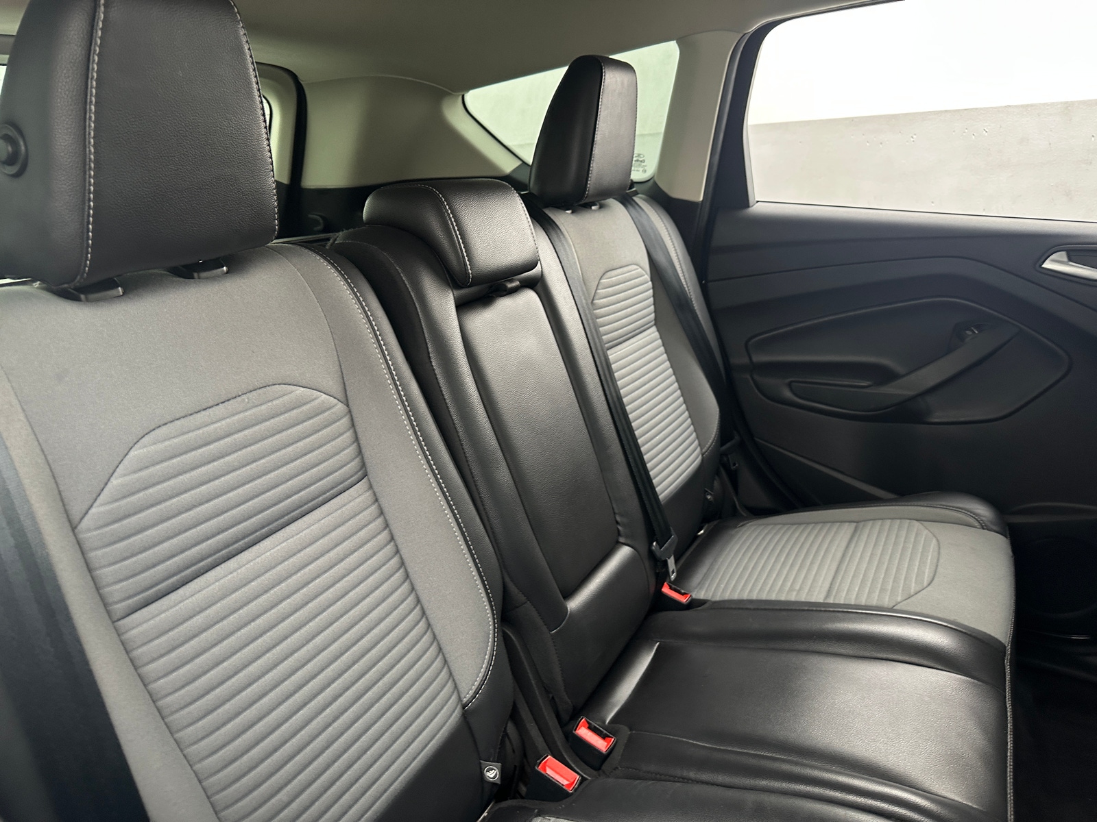 Thumbnail: 2019 Ford Escape - 6