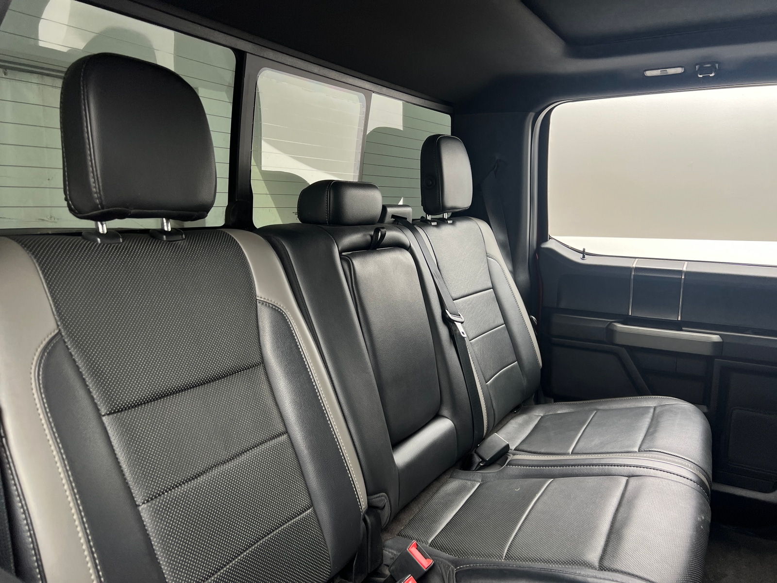 Thumbnail: 2018 Ford Econoline - 6