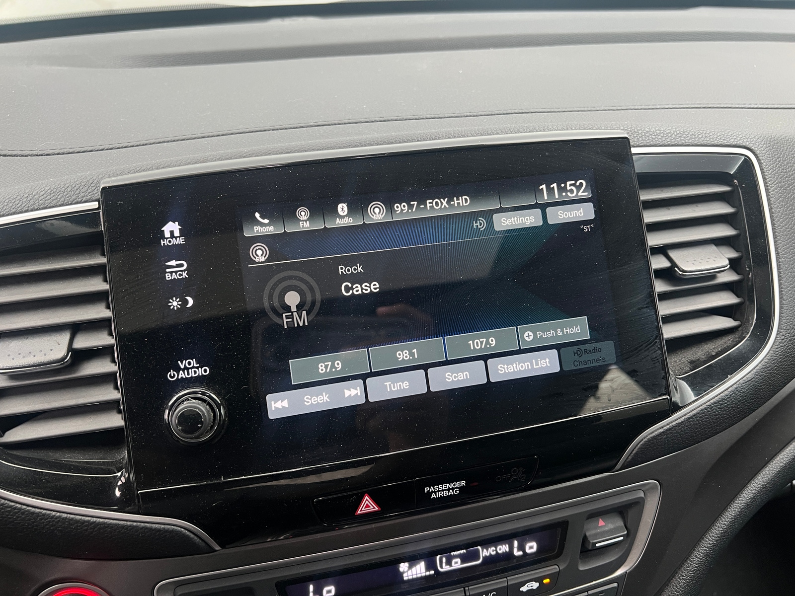 Thumbnail: 2019 Honda Passport - 3