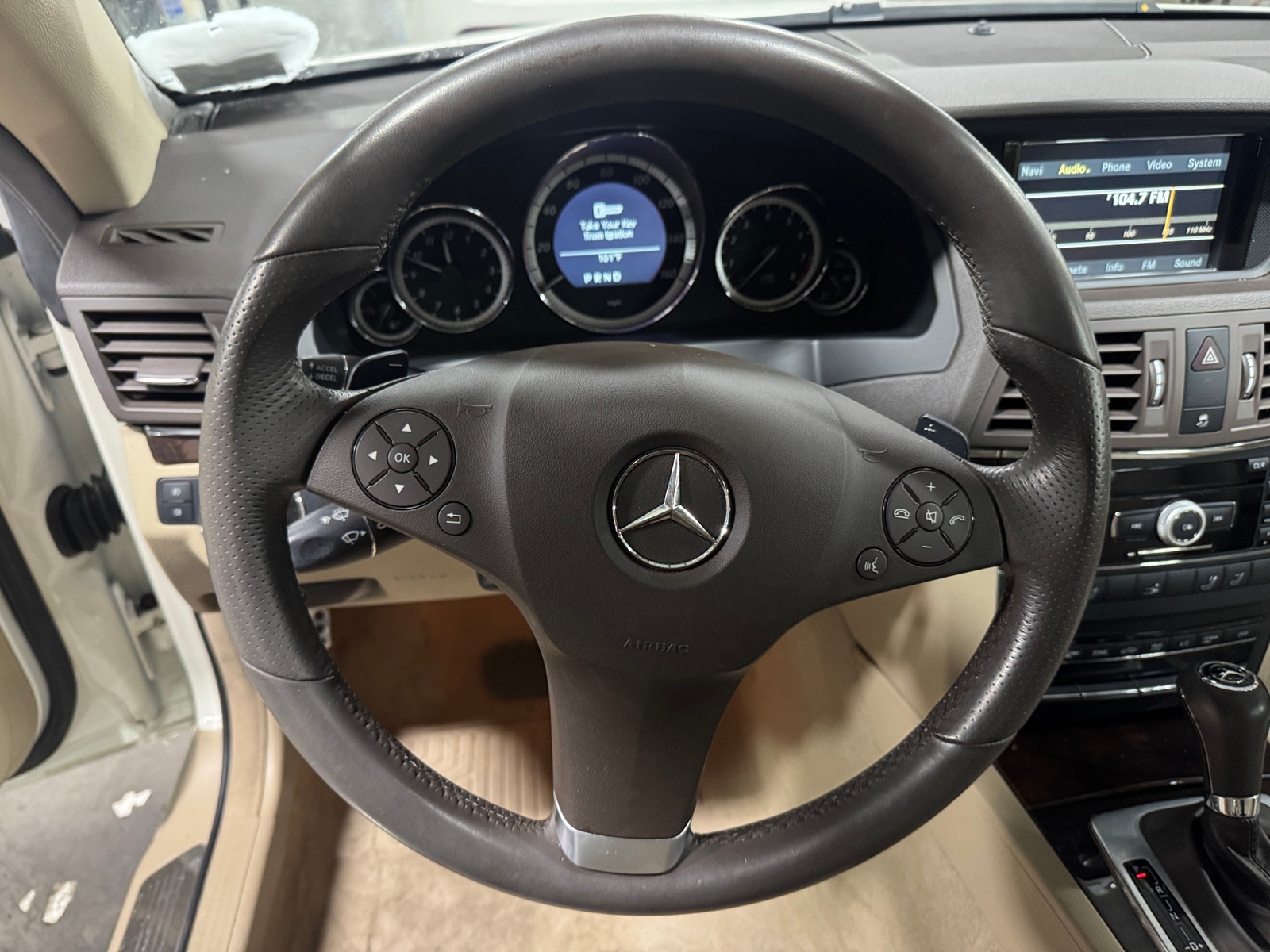 Thumbnail: 2011 Mercedes-Benz E-Class - 4