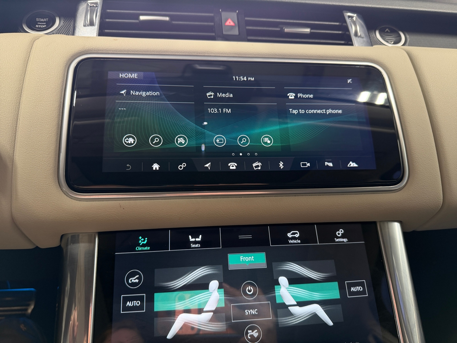 Thumbnail: 2021 Land Rover Range Rover Sport - 3
