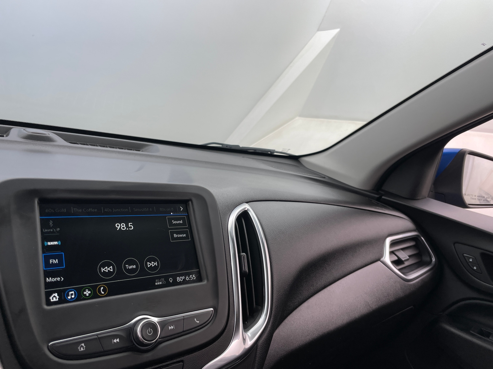Thumbnail: 2019 Chevrolet Equinox - 4